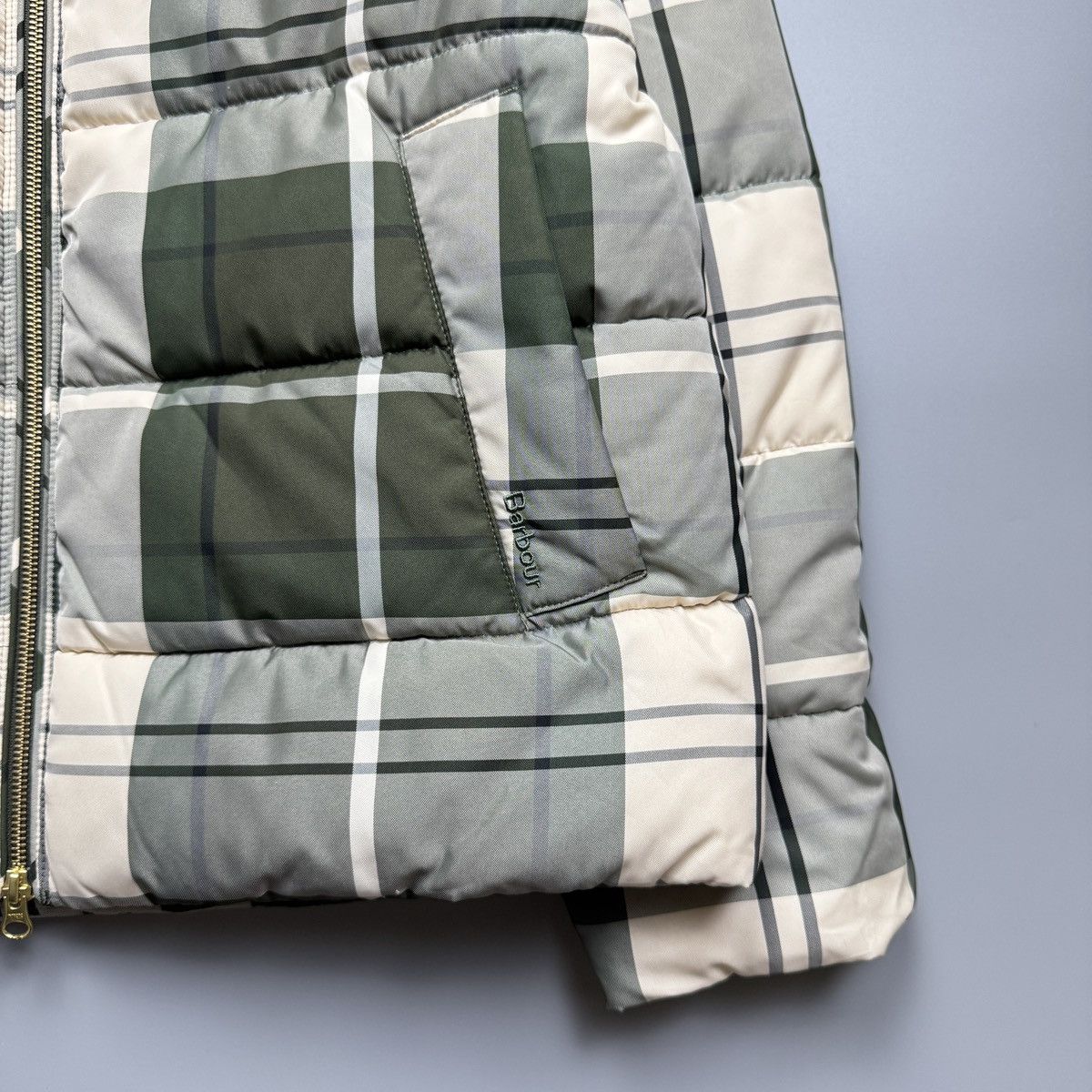 Barbour Barbour - Tartan Germain Quilted Puffer - Jacket Size M / US 6-8 / IT 42-44 - 6 Thumbnail