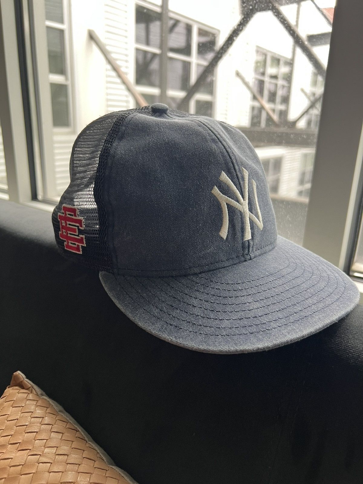 image of Eric Emanuel New York Yankees Trucker Hat in Blue, Men's