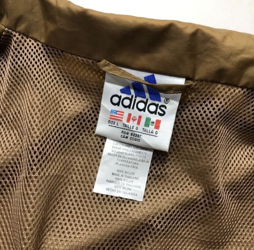 Adidas × Vintage Vintage Wind Breaker Jacket Adidas Size US M / EU 48-50 / 2 - 6 Thumbnail