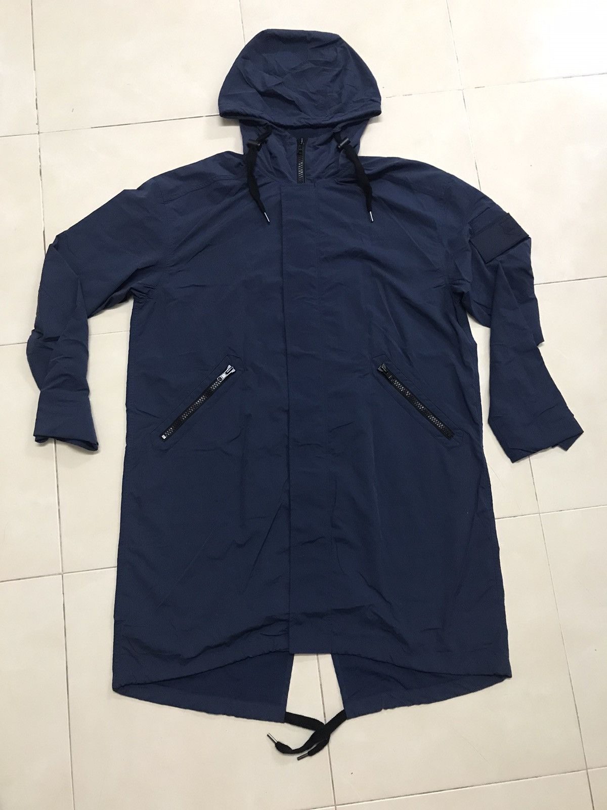 Asics × Onitsuka Tiger ASICS ONITSUKA TIGER LONG JACKET Size US L / EU 52-54 / 3 - 1 Thumbnail