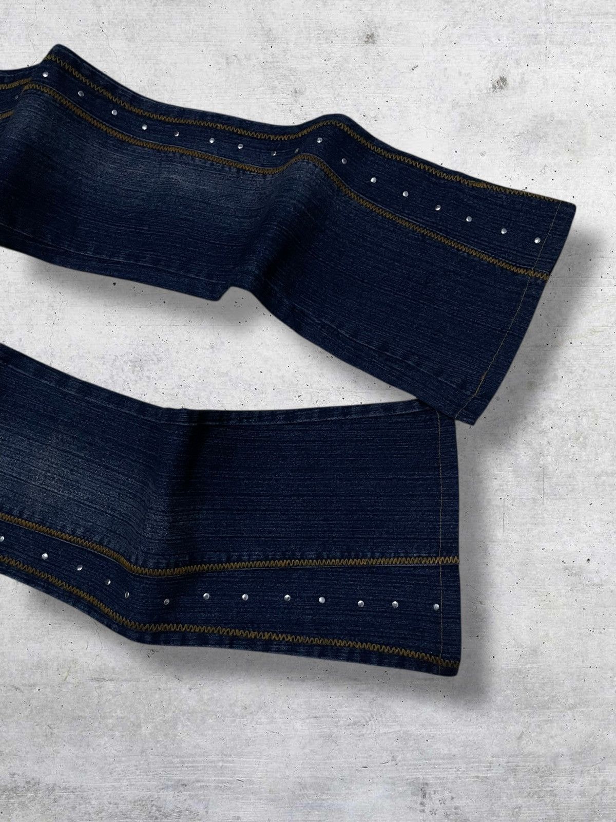 Hysteric Glamour VINTAGE HAPHAZARD JAPAN DESIGNER 90S OG STUDDED FLARED DENIM Size US 26 / EU 42 - 5 Thumbnail