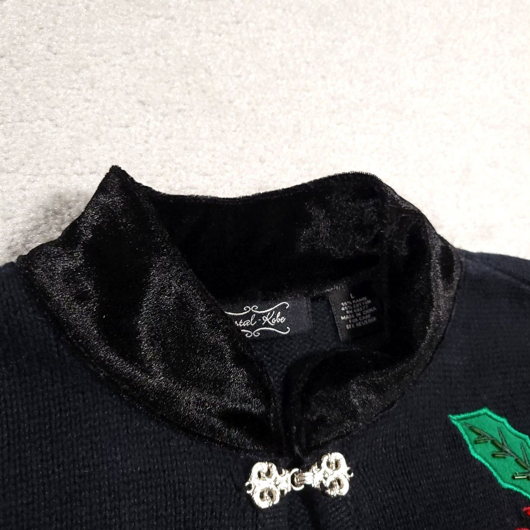 Vintage VINTAGE Crystal Kobe Cardigan Women’s Large Black 90s Knit Embroidered Heavyweight Winter Settle Sequin Size L / US 10 / IT 46 - 7 Thumbnail