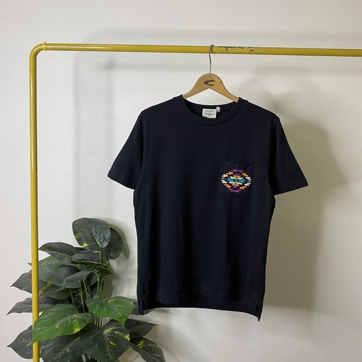 Japanese Brand Titicaca Embroidery Navajo Native Motive T Shirt Size US M / EU 48-50 / 2 - 7 Thumbnail