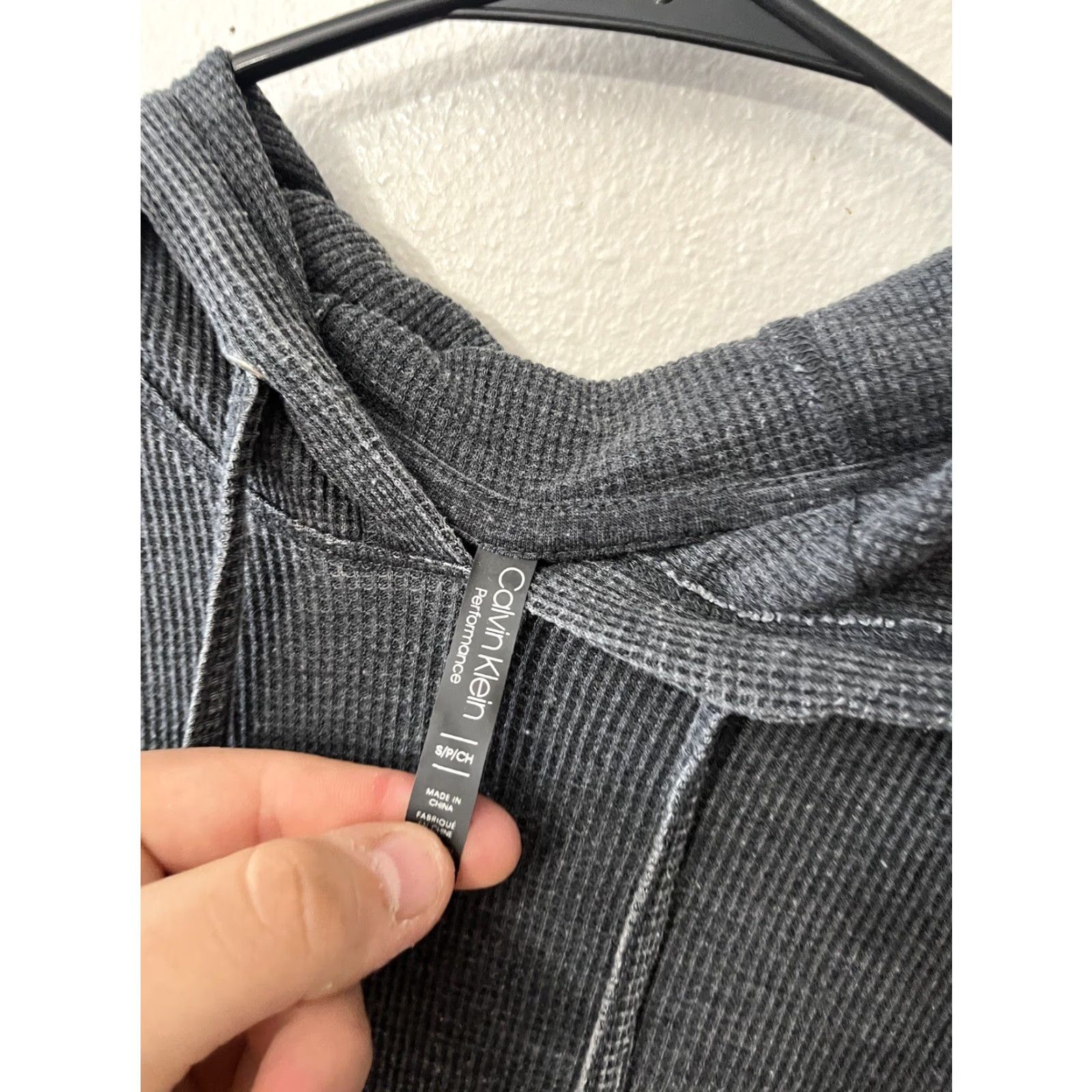 Calvin Klein VINTAGE Calvin Klein Performance Hoodie Womens Small Long Sleeve Pullover Activewear Gray Size S / US 4 / IT 40 - 3 Thumbnail
