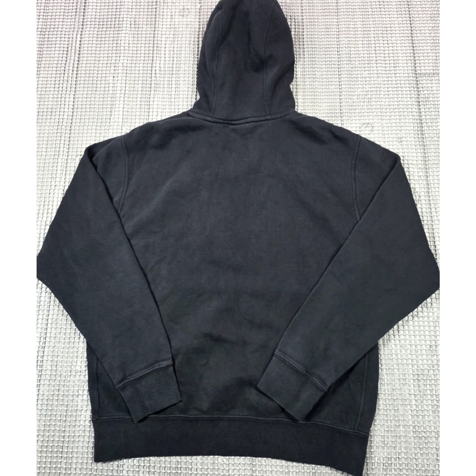 Nike Nike Sole Food Sweatshirt Pullover Hoodie M Medium Black Nike Sportswear Mens Hooded Pocket Graphic Print Retro Sports 90s Size US M / EU 48-50 / 2 - 5 Thumbnail