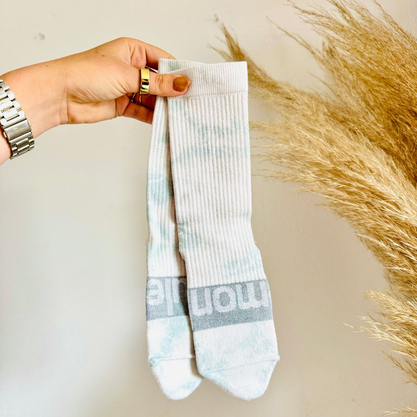 Lululemon LULULEMON Blue White Grey Logo Tie Dye Cotton Crew Tall Sock Size ONE SIZE - 7 Thumbnail