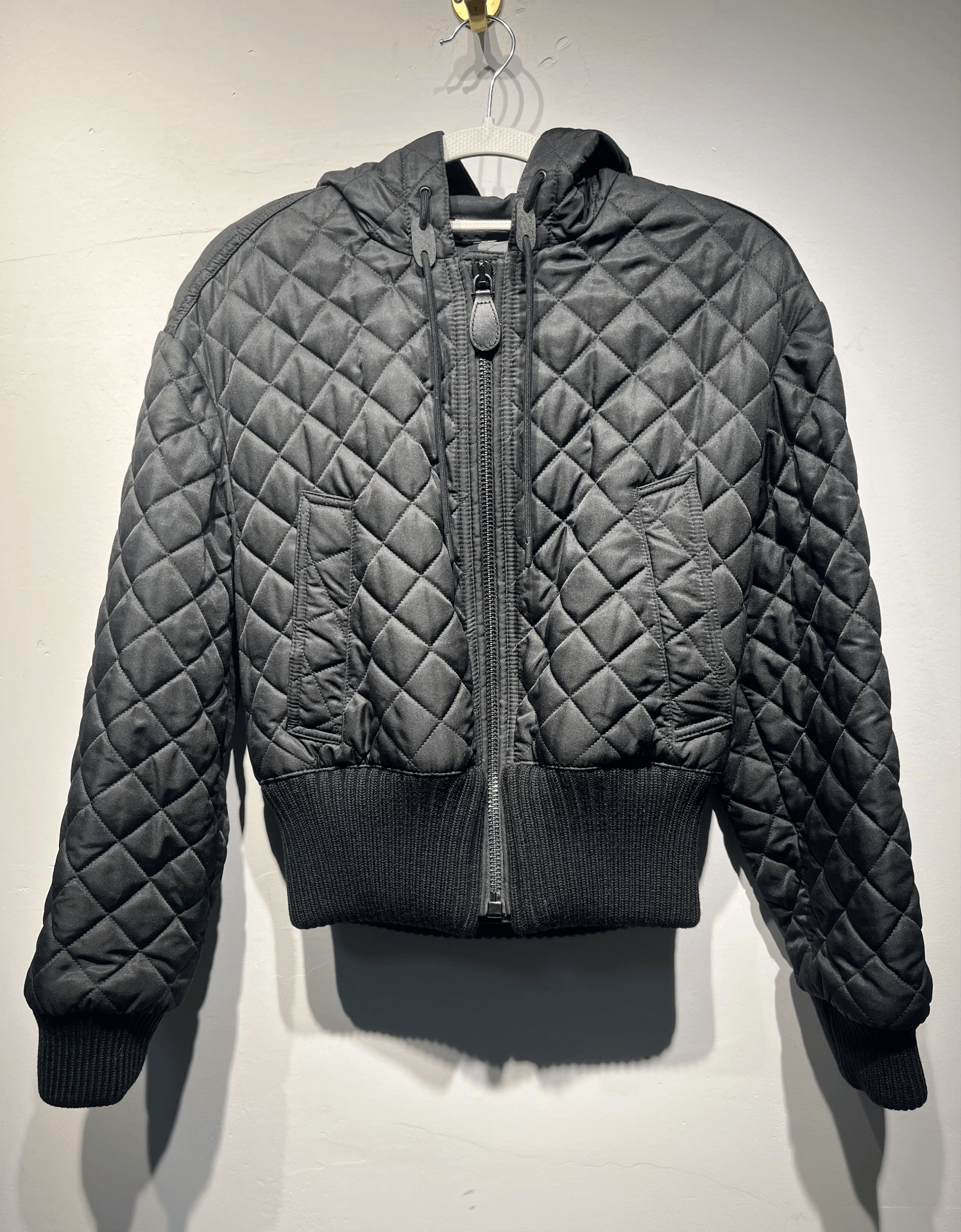 Burberry Burberry Patchwork Cropped Black Down Jacket XS Women Size XS / US 0-2 / IT 36-38 - 1 Thumbnail