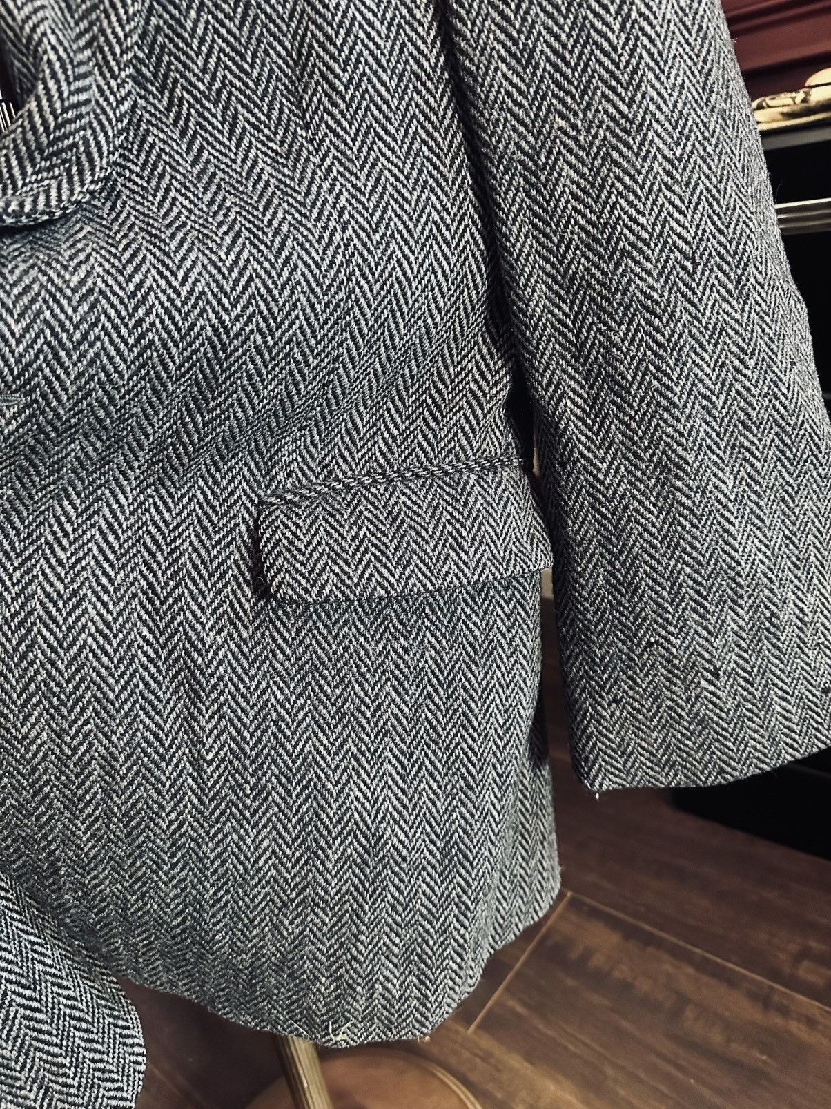 Harris Tweed Vintage gray herringbone Harrods wool jacket tweed Size 38R - 3 Thumbnail