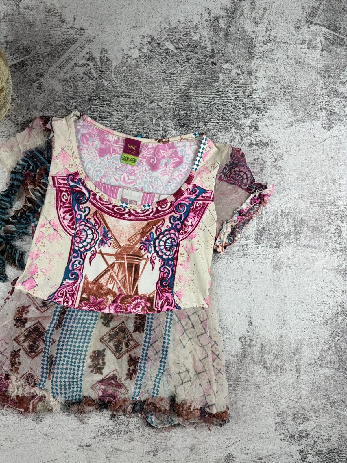 Designer Vintage Save The Queen Y2K Distressed Dress Top T-Shirt Size M / US 6-8 / IT 42-44 - 3 Thumbnail