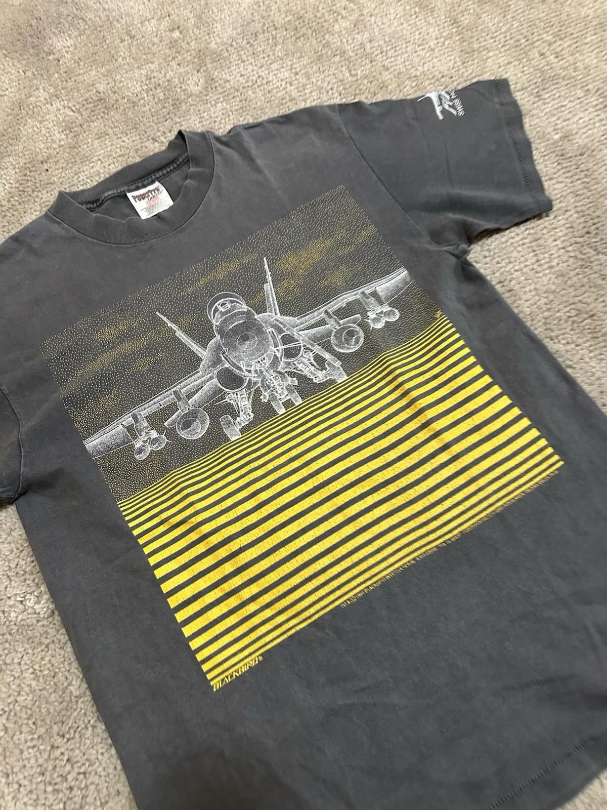 Other VTG 1996 FA-18 Swiss Hornet Fighter T Shirt Blackbird USA Size US L / EU 52-54 / 3 - 3 Thumbnail