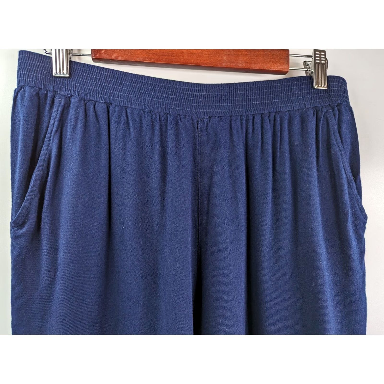 Soft Surroundings Soft Surroundings Pants Women's Regular Skinny Pull On Navy Blue Rayon Blend Stretch Knit Size Medium Size 32" / US 10 / IT 46 - 2 Thumbnail