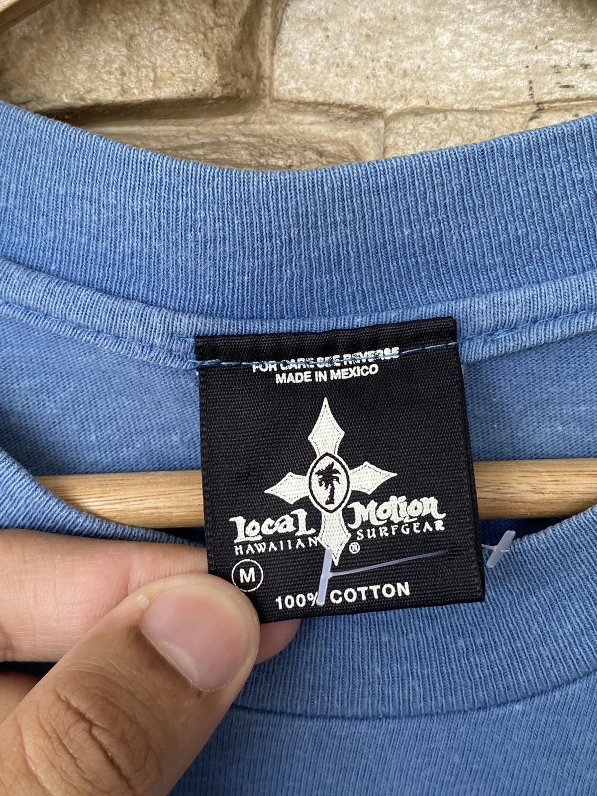 Vintage Vintage 90s Local Motion Backhit Logo Surfing Tees Size US M / EU 48-50 / 2 - 6 Thumbnail