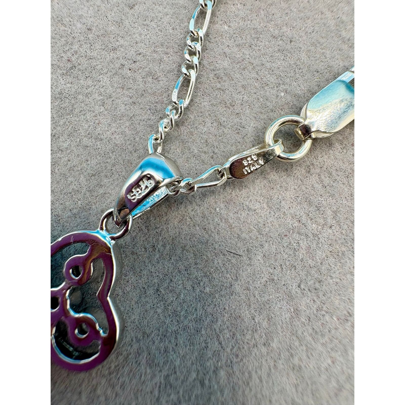 Jewelry NEW Sparkling Moissanite Key Pendant & 18" Silver Figaro Size ONE SIZE - 4 Thumbnail