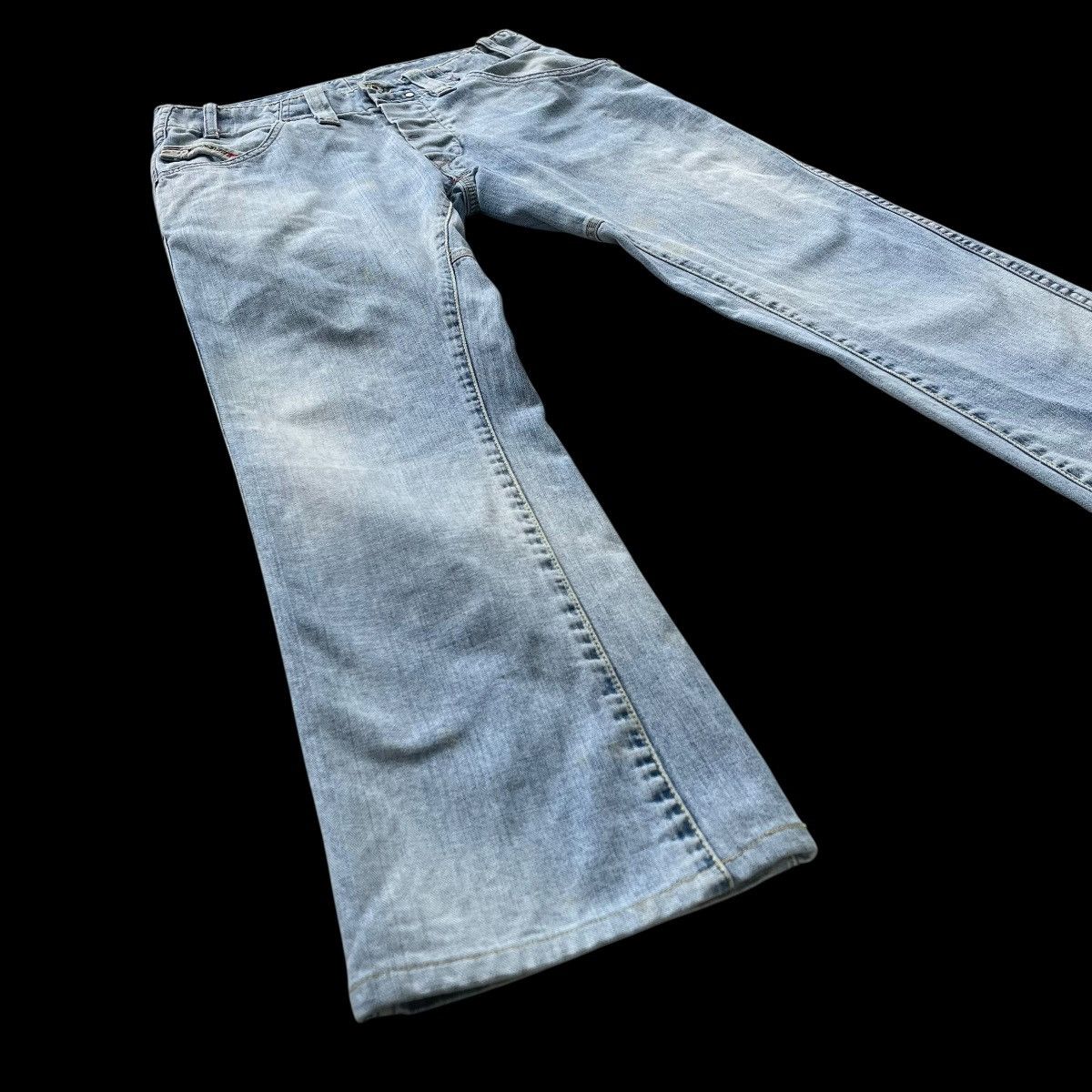 Diesel DIESEL INDUSTRY FLARE SPIRAL CUT FLY BUTTON DENIM PANTS Size US 30 / EU 46 - 7 Thumbnail