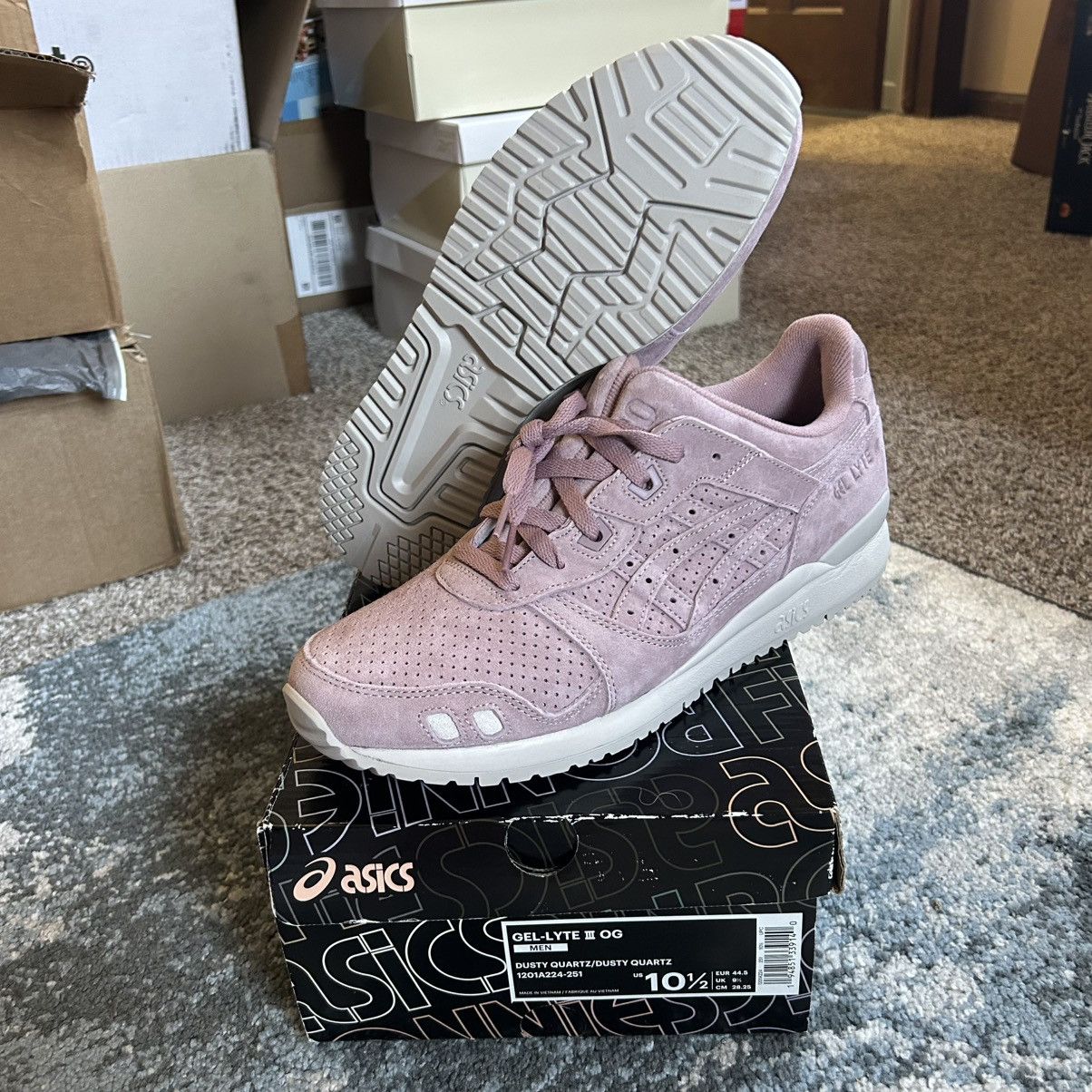 Asics × Kith × Ronnie Fieg 1201A224-251 FW20 GEL LYTE iii “THE PALETTE” DUSTY QUARTZ Size US 10.5 / EU 43-44 - 1 Thumbnail