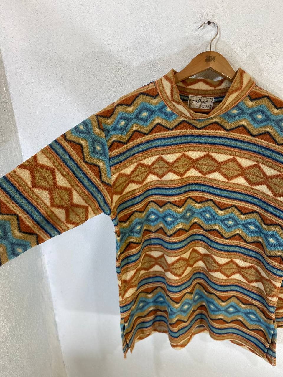 Japanese Brand vintage japanese brands navajo design sweater nice design Size US XL / EU 56 / 4 - 2 Thumbnail