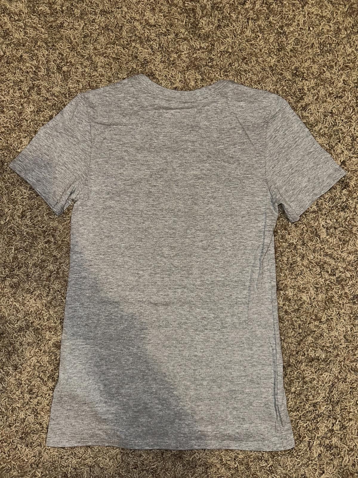 Nike Nike Women’s Legend Athletics Cut The Van T-Shirt Size XS / US 0-2 / IT 36-38 - 2 Thumbnail