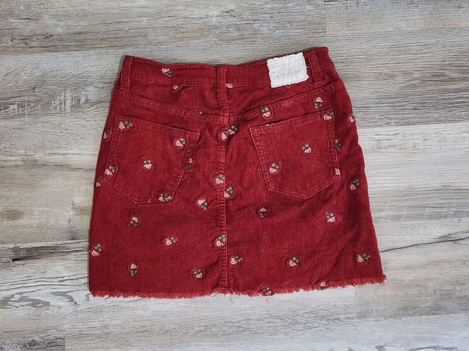 Designer Coco And Jameson Akirt Size 26 Red Corduroy Maroon Floral Size 42" / US 20 - 2 Thumbnail
