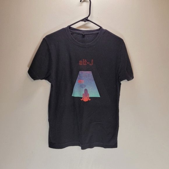 Band Tees Alt J band tees 2018 tour tshirt- size small Size US S / EU 44-46 / 1 - 1 Thumbnail