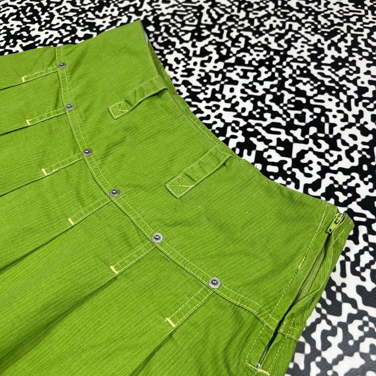 Japanese Brand Vintage Y2K Japanese Style Flared Retro Mini Skirt 90s Style Size 26" / US 2 / IT 38 - 8 Thumbnail
