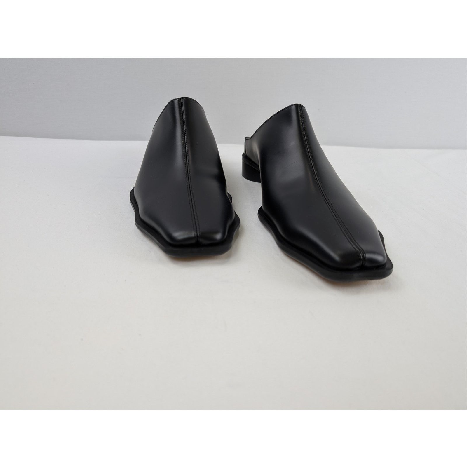 Maison Margiela o1rshd1 MM6 Maison Margiela Leather Mules Sandals Slippers Size US 11 / EU 44 - 5 Thumbnail