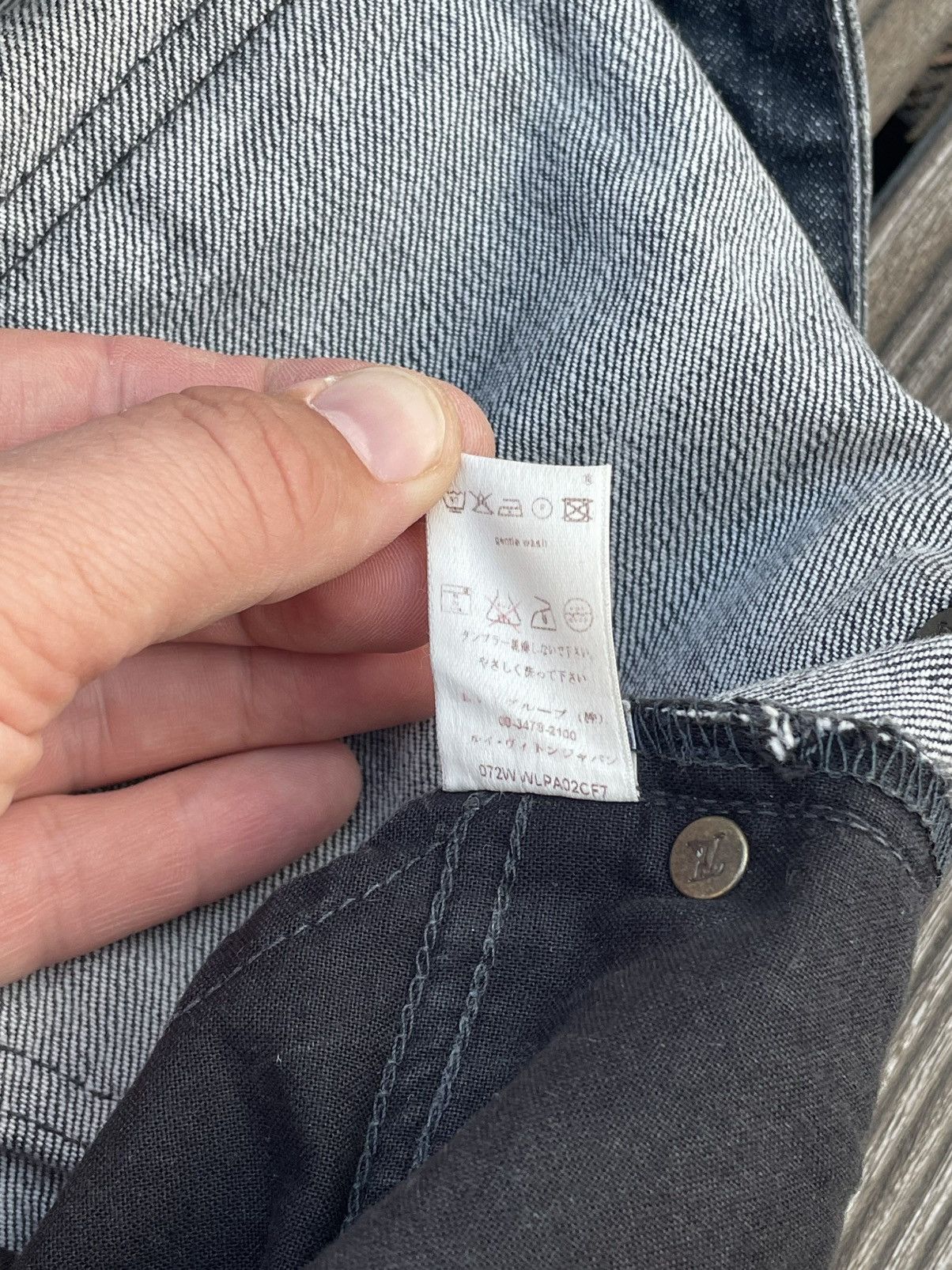 Louis Vuitton Louis Vuitton LV pants vintage logo jean pants monogram Size 26" / US 2 / IT 38 - 9 Thumbnail