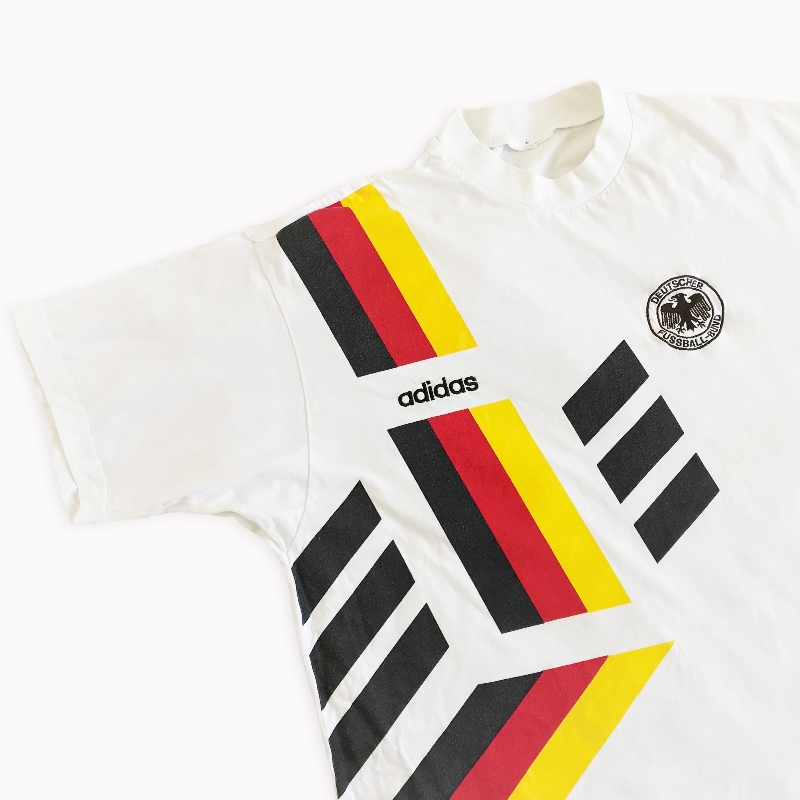 Adidas Vintage 1996 ADIDAS Germany t shirt Jersey Football Retro Size US L / EU 52-54 / 3 - 4 Thumbnail