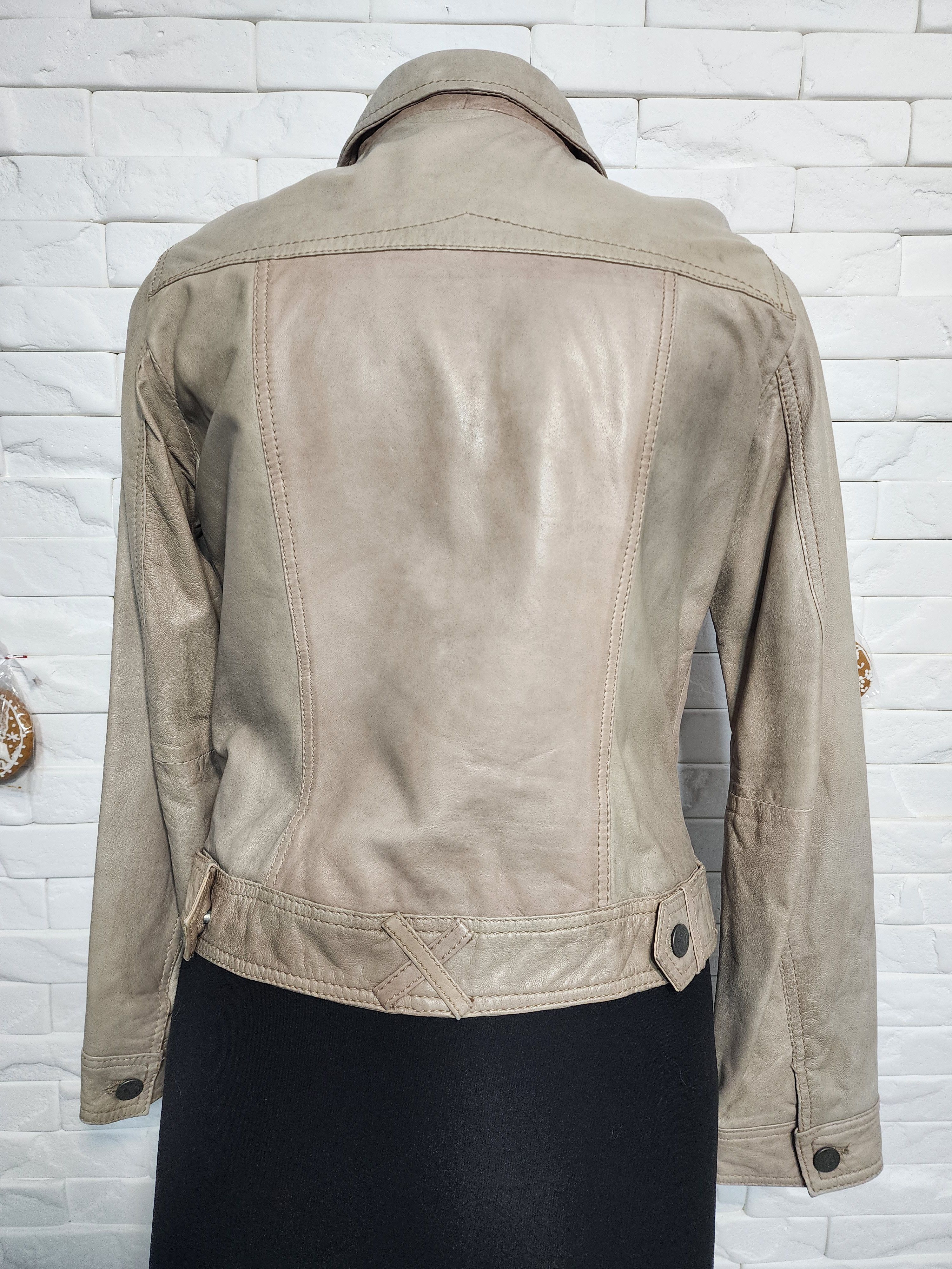 Genuine Leather Beige Leather Jacket: Women's Metal Button Front, Pockets Size M / US 6-8 / IT 42-44 - 4 Thumbnail