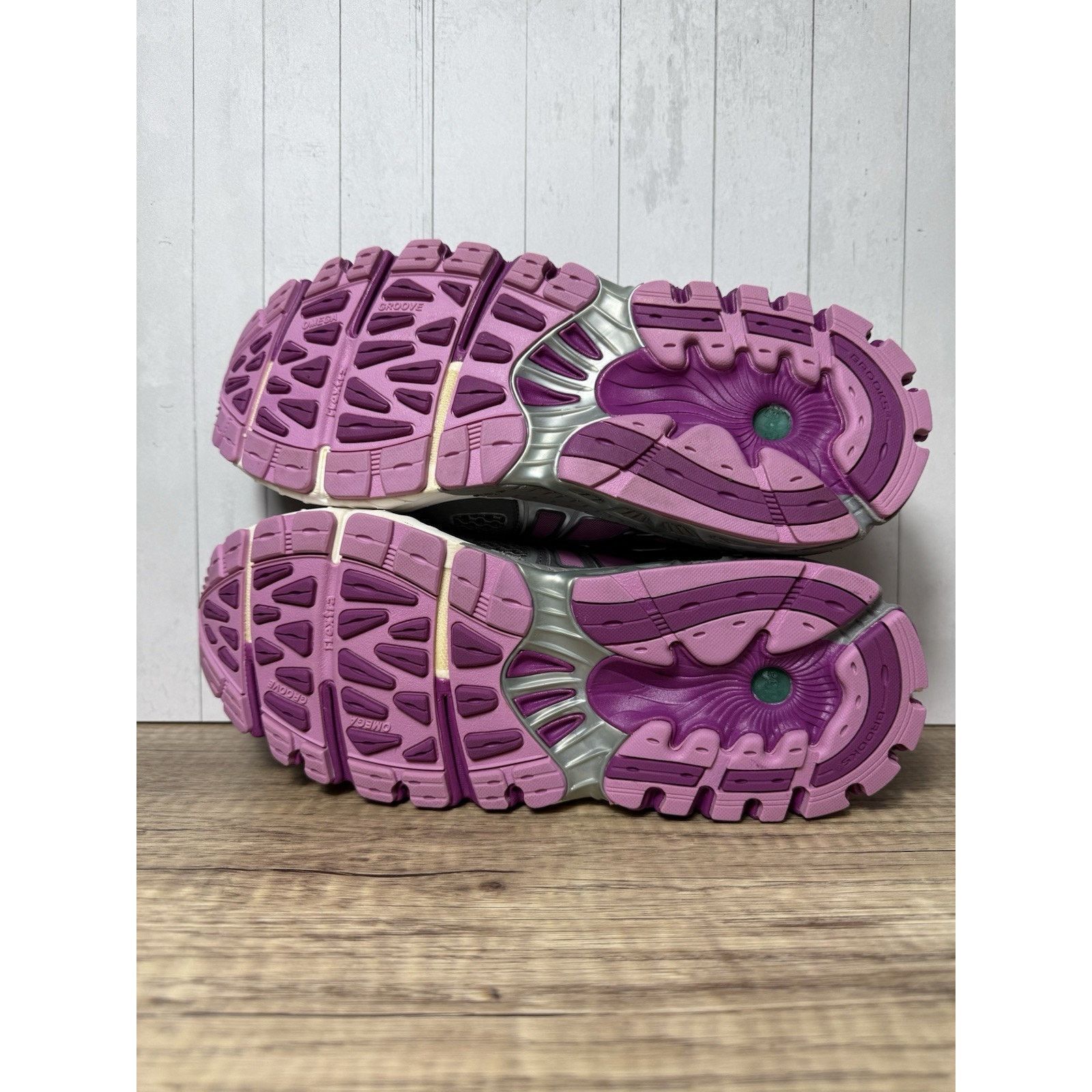 Brooks Brooks Ariel 14 Grey/Pink/Purple Size 11 W 9.5 M VVNDS Size US 11 / IT 41 - 5 Thumbnail