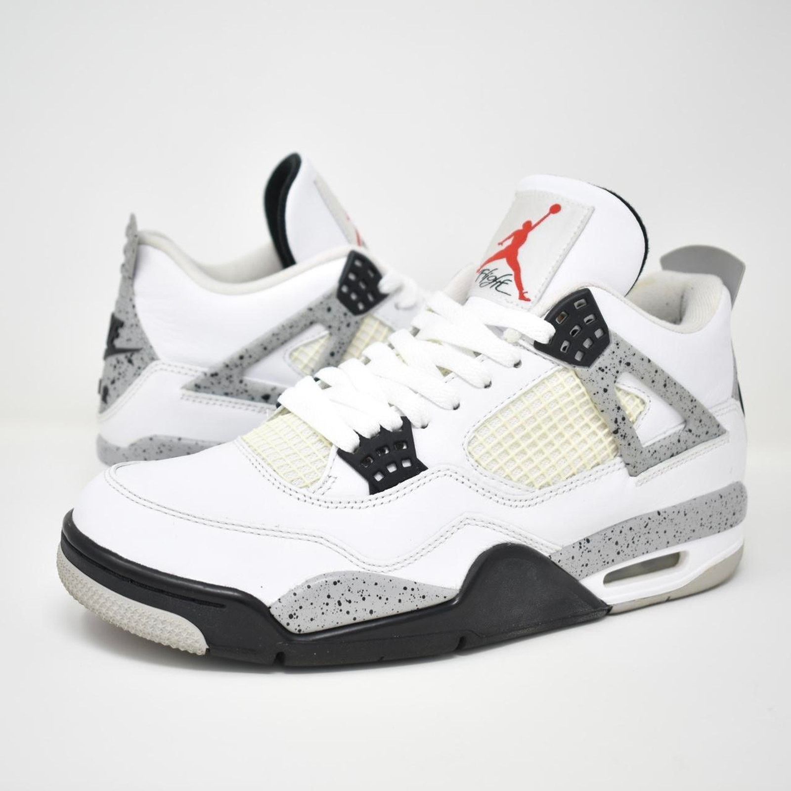 Jordan Brand 2016 Jordan 4 White Cement Size US 9.5 / EU 42-43 - 1 Thumbnail