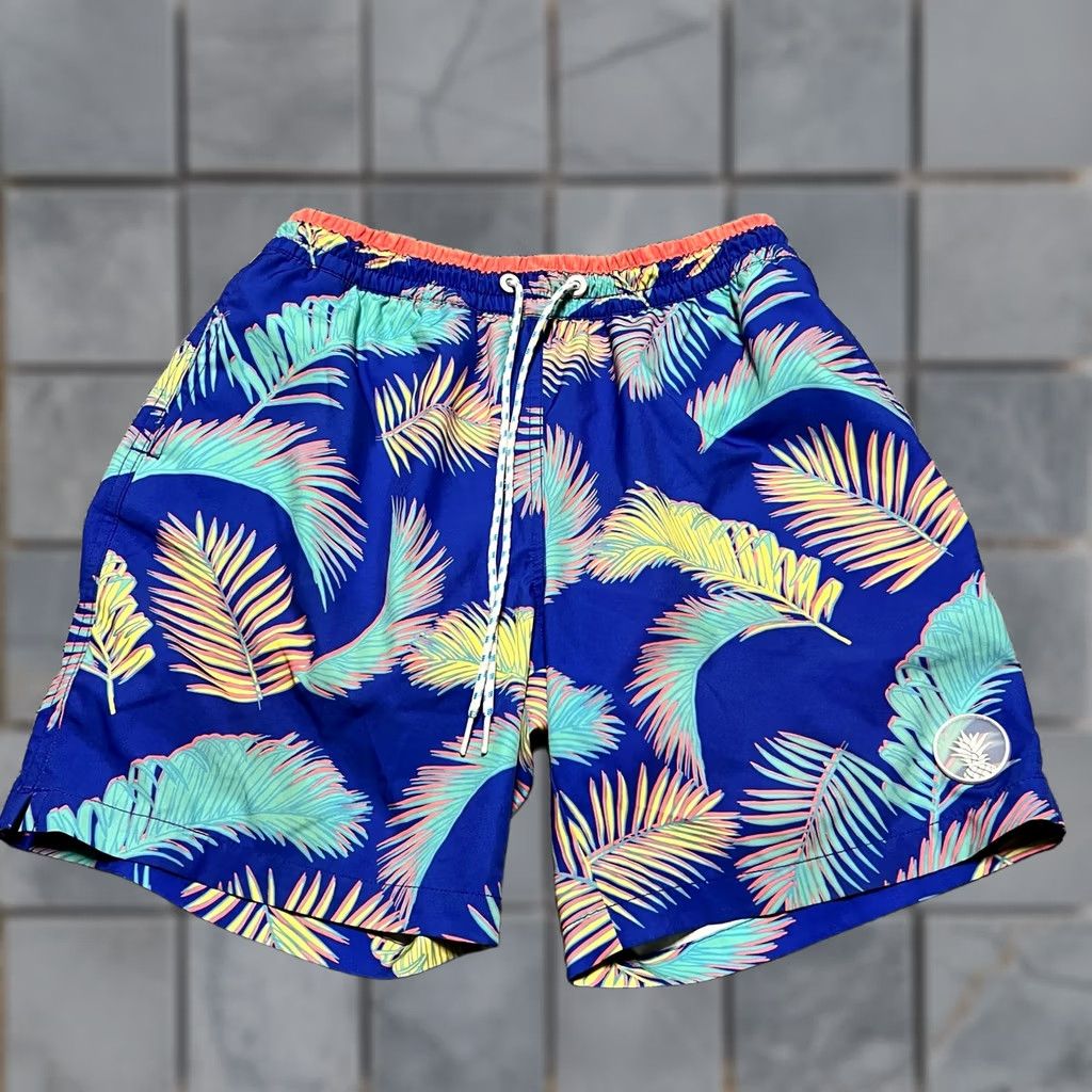Chubbies Chubbies Shorts Mens Small Pink Green Lined Floral Hawaiian Summer 7” Swim Shirt Men S Pink Green Floral Hawaiian 7” Swim Size US 29 - 1 Thumbnail