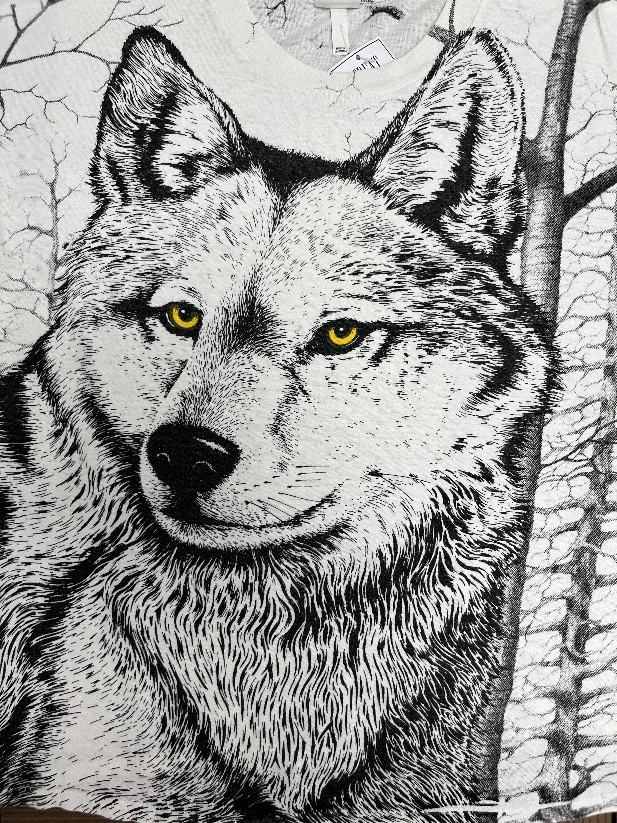Vintage Wolf Scenic All Over Print Vintage White T-Shirt Tee Size US XL / EU 56 / 4 - 2 Thumbnail