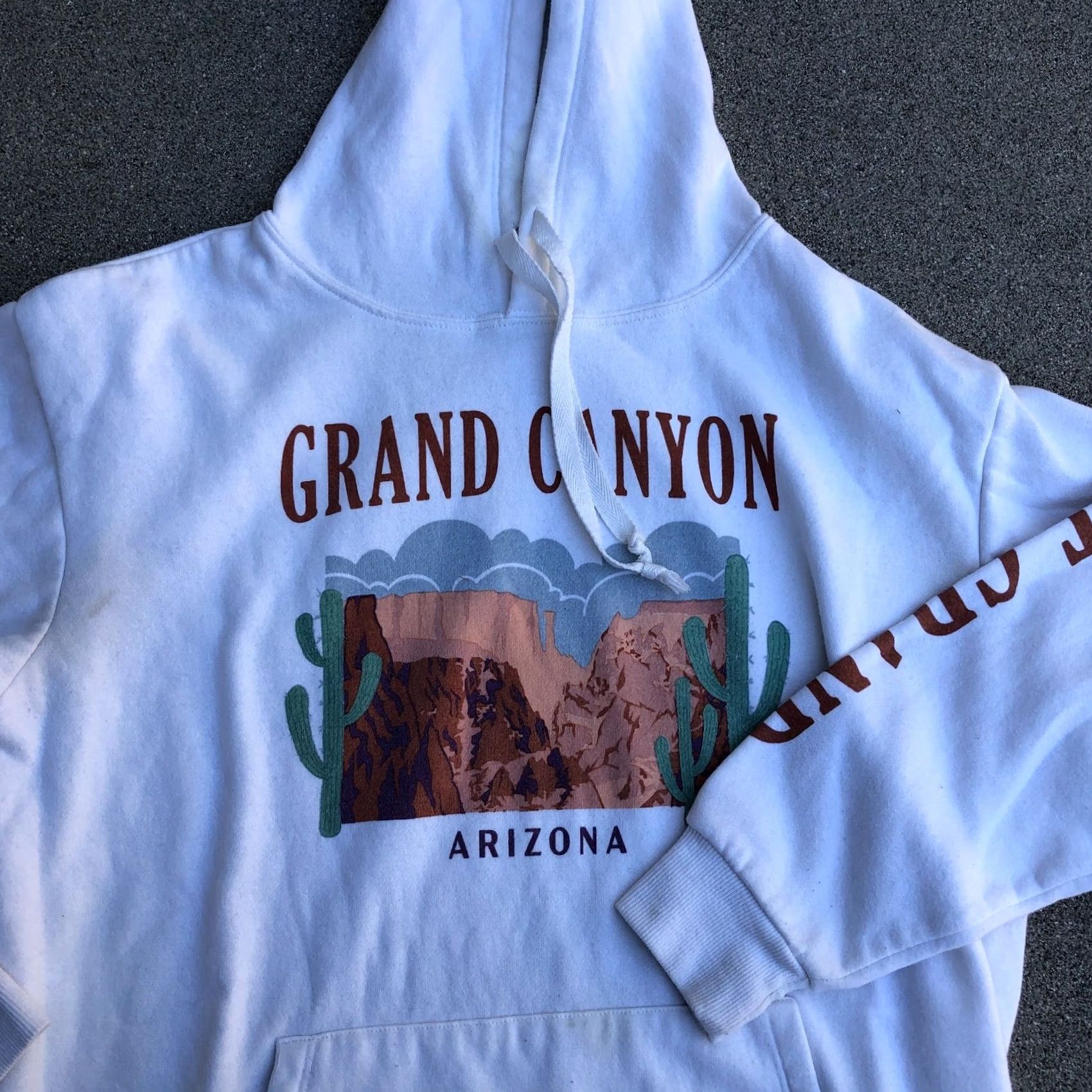 Vintage SOCIAL SCENE Grand Canyon Arizona Hoodie Sweatshirt MEDIUM White Pullover Top Mens Blue? Size US M / EU 48-50 / 2 - 5 Thumbnail