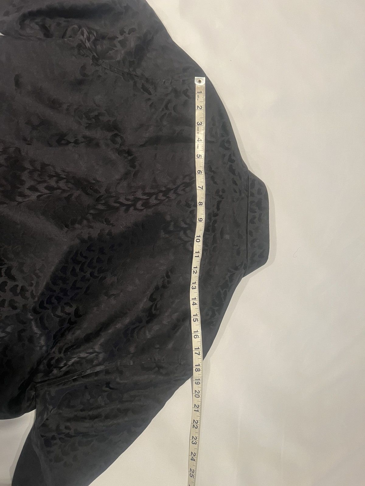 Saint Laurent Paris Saint Laurent men’s silk shirt. 39/15.5/M. $1190 Size US S / EU 44-46 / 1 - 7 Thumbnail