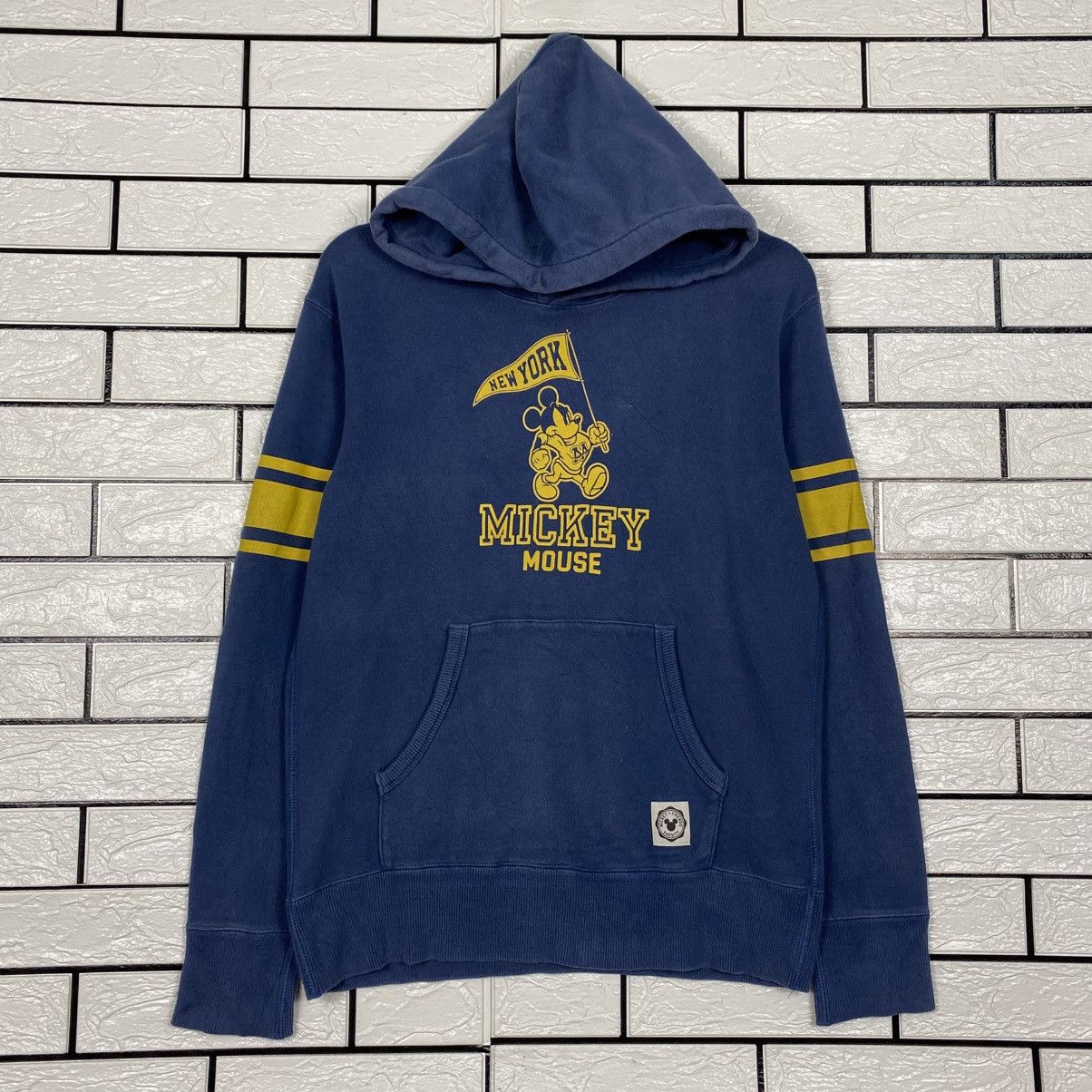 Japanese Brand 📌Vintage Hoodie Mickey Mouse UT Big Logo Number Nine Size US S / EU 44-46 / 1 - 2 Thumbnail