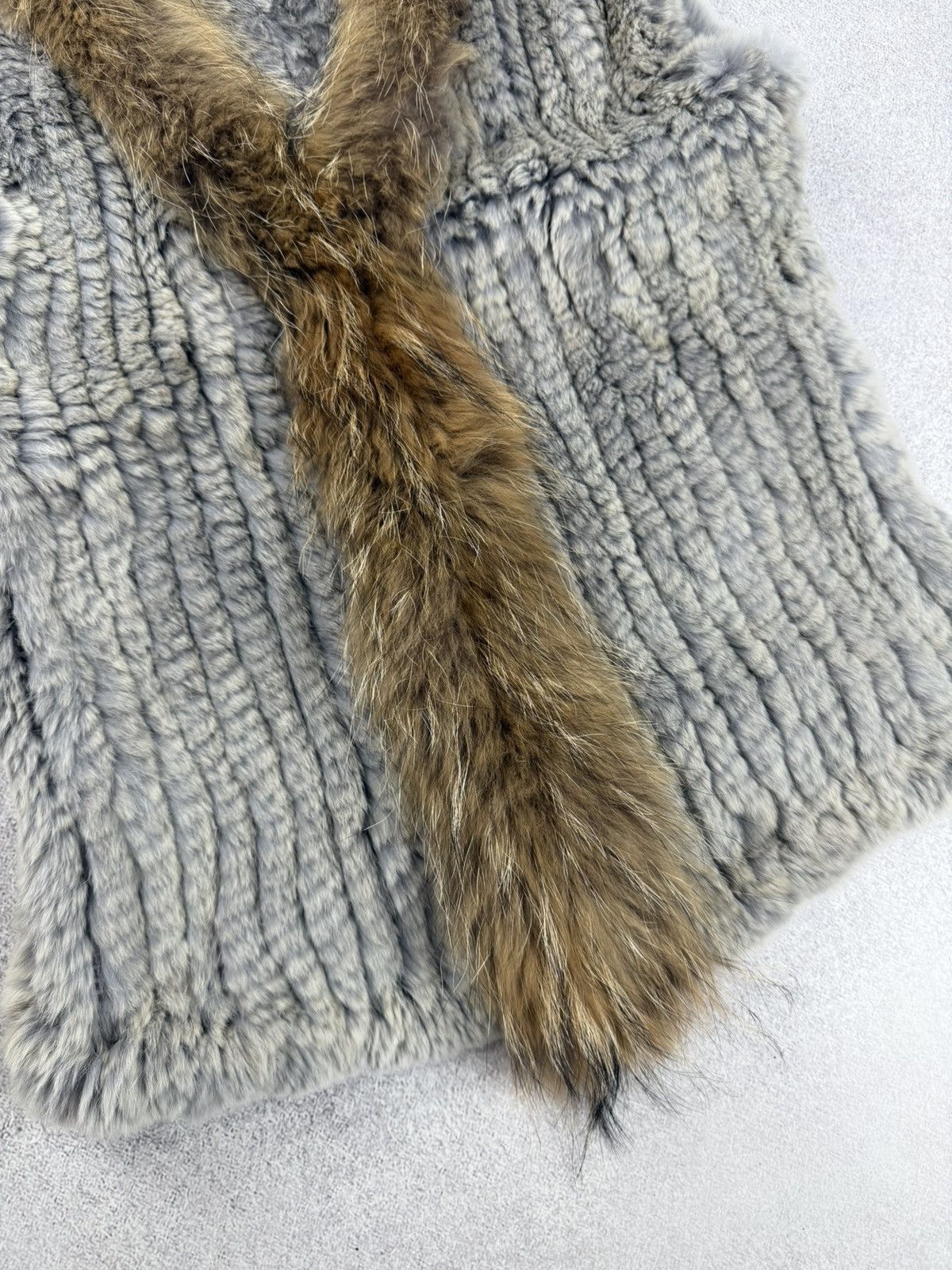 Other Hemisphere Rex Rabbit/Racoon Vest Size 36 Size XS / US 0-2 / IT 36-38 - 2 Thumbnail
