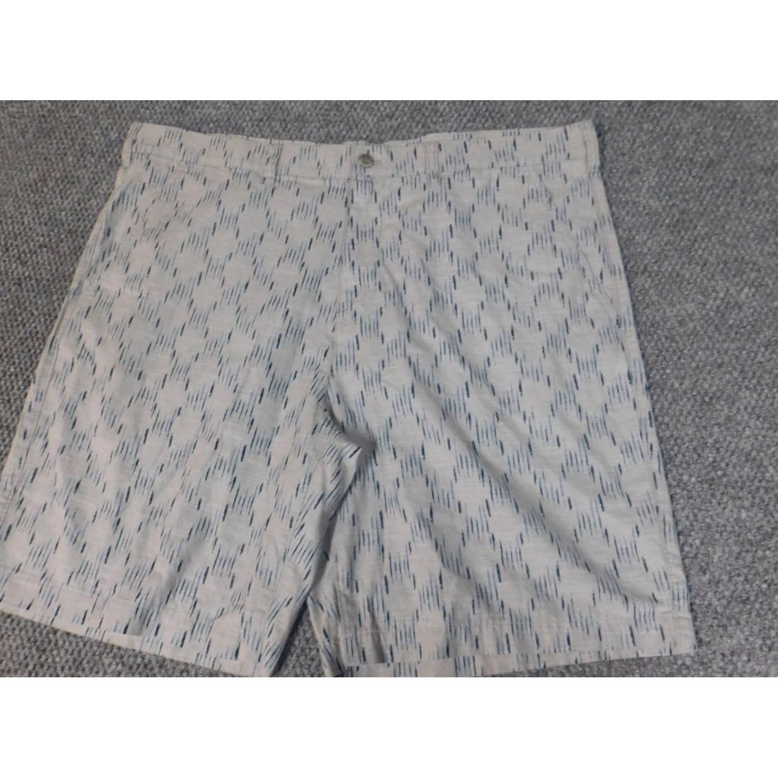 Eddie Bauer Eddie Bauer Mens Shorts 40 Gray Chino Casual Flat Front 40 in Cotton Knit Logo Zipper Regular Men Size US 40 / EU 56 - 3 Thumbnail
