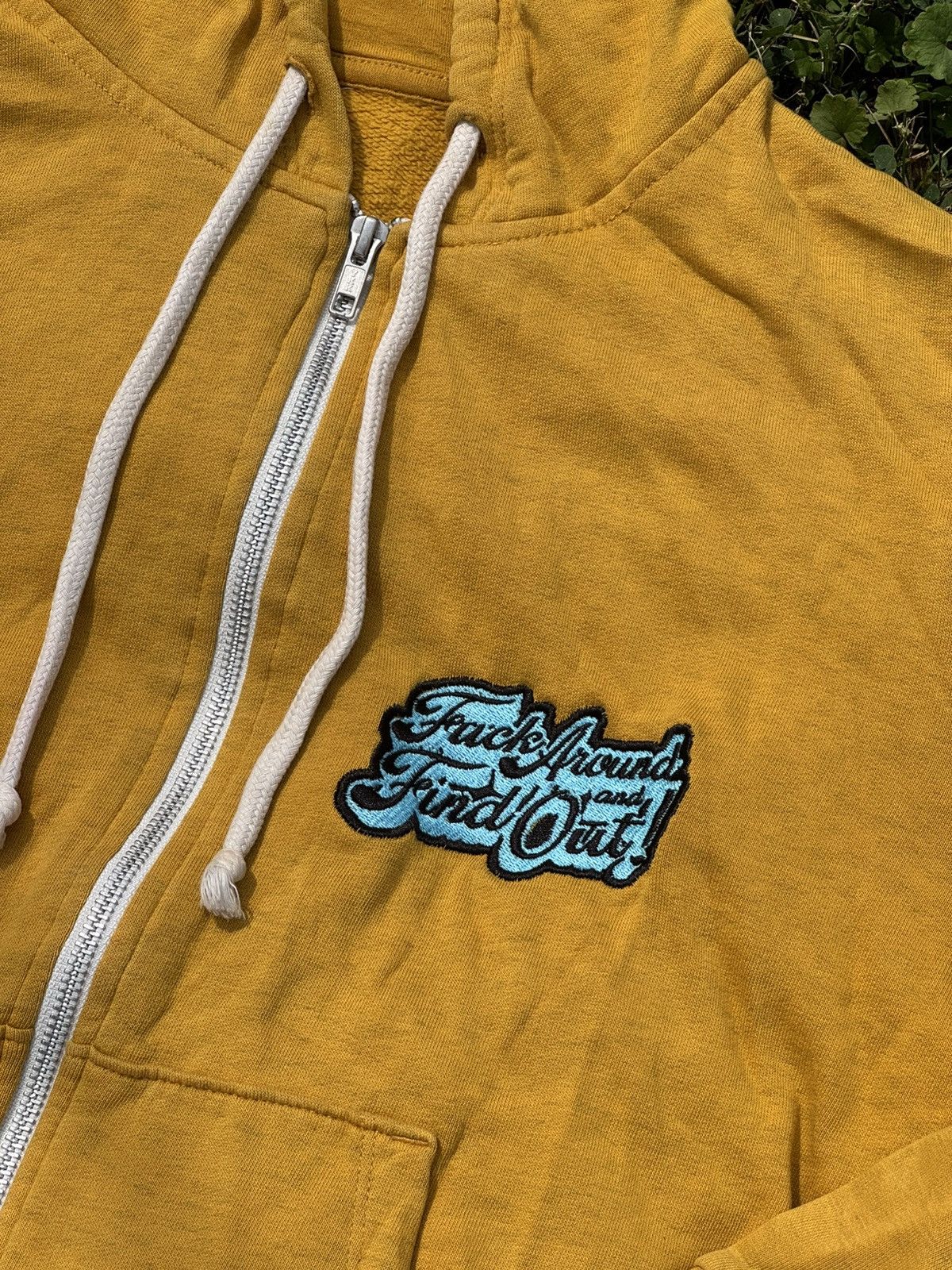 Japanese Brand Fuck Around & Find Out Zip Up Size M / US 6-8 / IT 42-44 - 1 Thumbnail