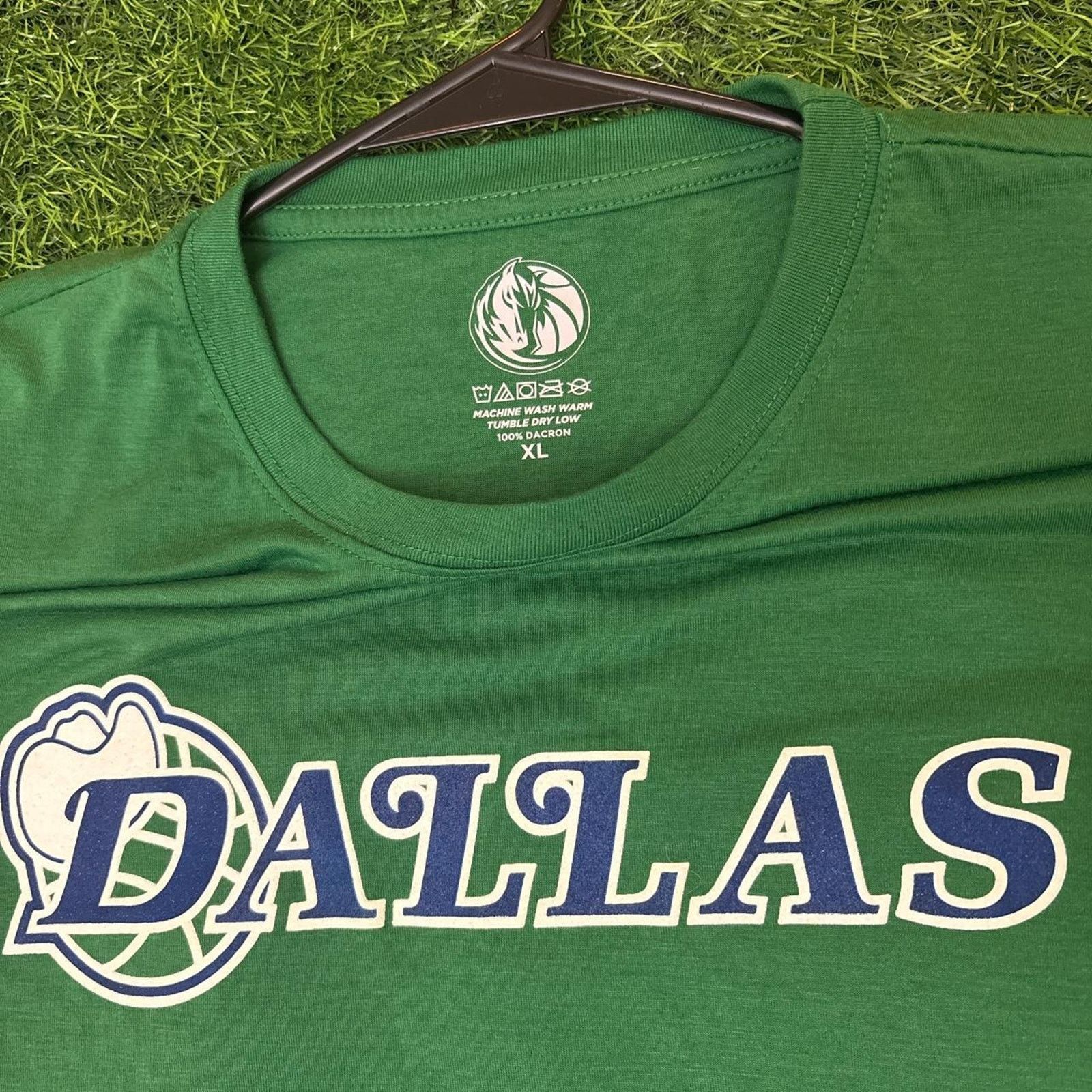 Other Vintage Dallas Mavs VS Warriors NBA Graphic Tee Size US XL / EU 56 / 4 - 3 Thumbnail