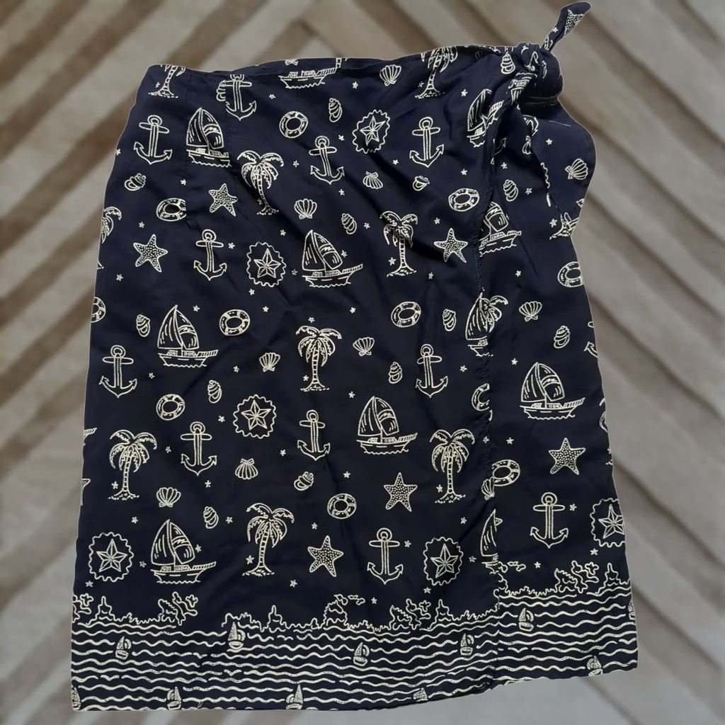 Nautica VINTAGE Breeches Wrap Skirt Nav y Blue Small Rayon Nautical Sailboat Print Made USA Womens Size 28" / US 6 / IT 42 - 1 Thumbnail