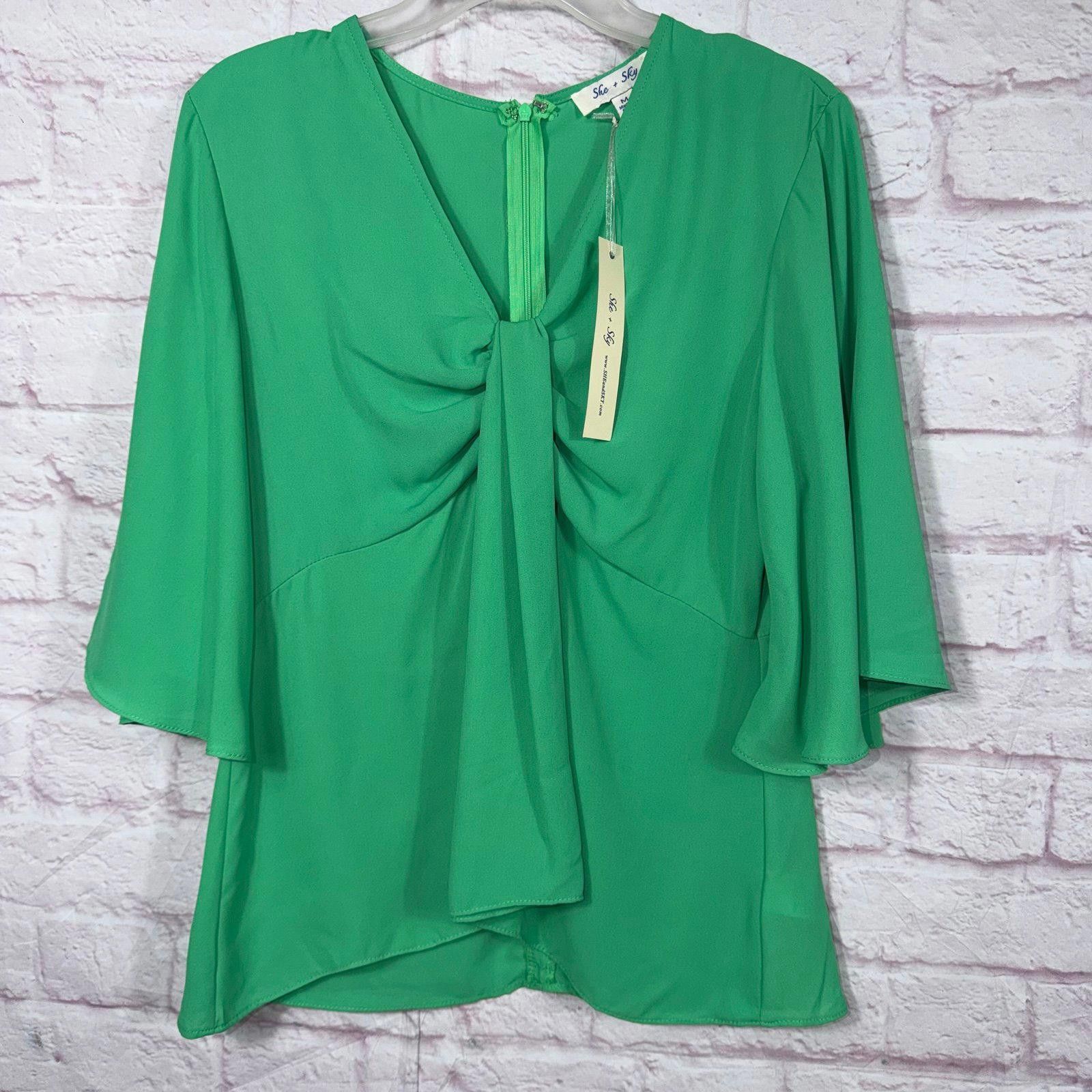 Other She + Sky Medium Green Knot Front Blouse NWT Size M / US 6-8 / IT 42-44 - 1 Thumbnail