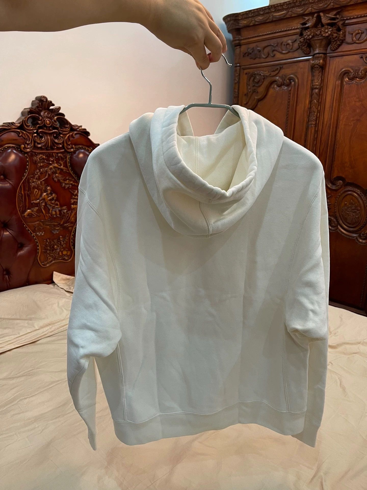 Gucci Gucci OS White Sweatshirt XS (L) Embroidered Logo Size XS / US 0-2 / IT 36-38 - 2 Thumbnail