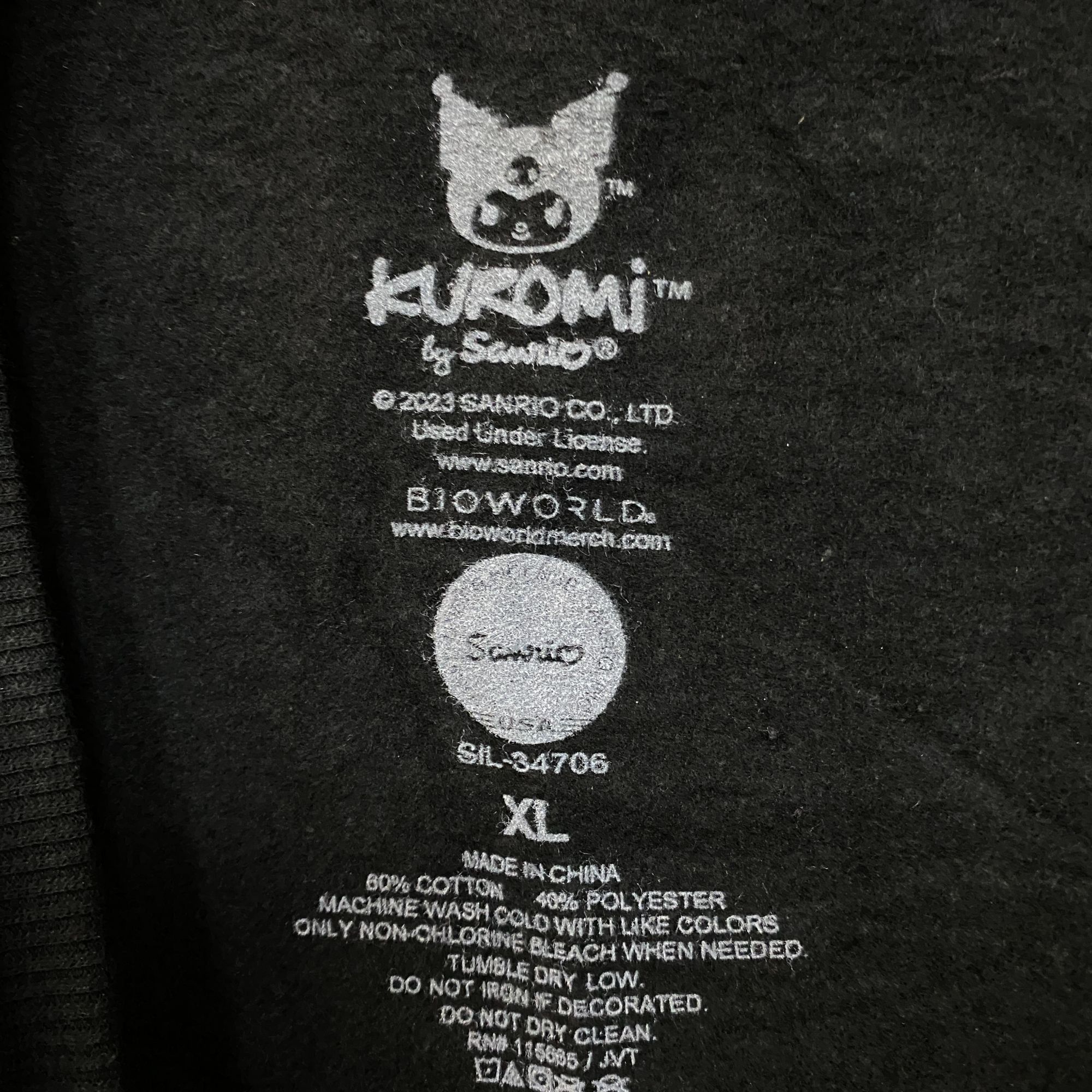 Other Kuromi I <3 Mischief Crewneck sweater size extra large Size XL / US 12-14 / IT 48-50 - 4 Thumbnail