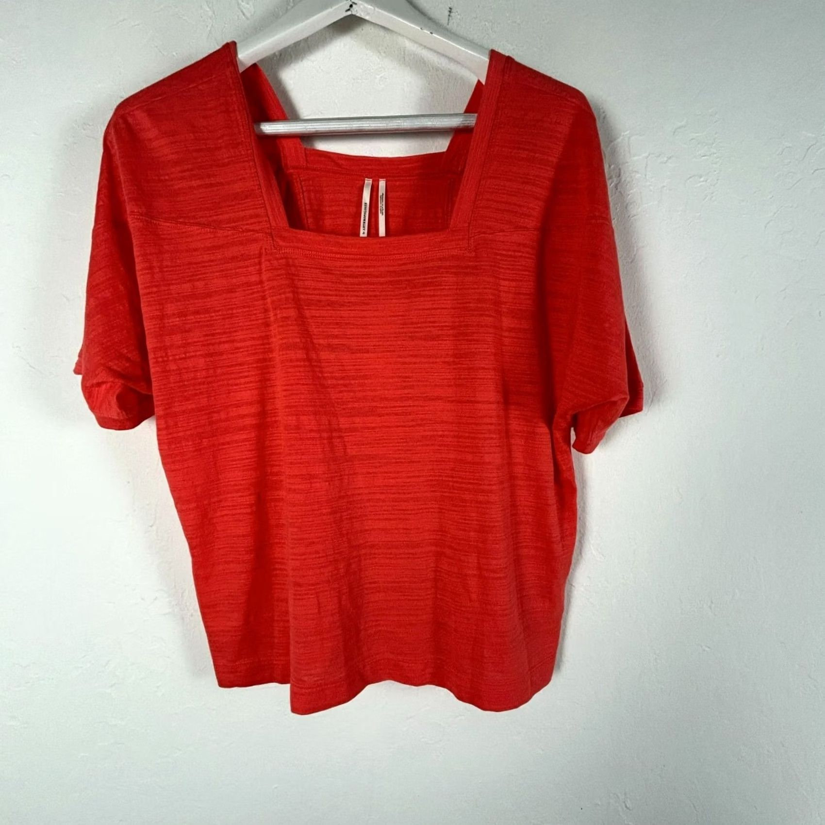 Anthropologie Anthropologie Women's Square Neck Short Sleeve Casual Blouse Red Medium NWT Size M / US 6-8 / IT 42-44 - 2 Thumbnail