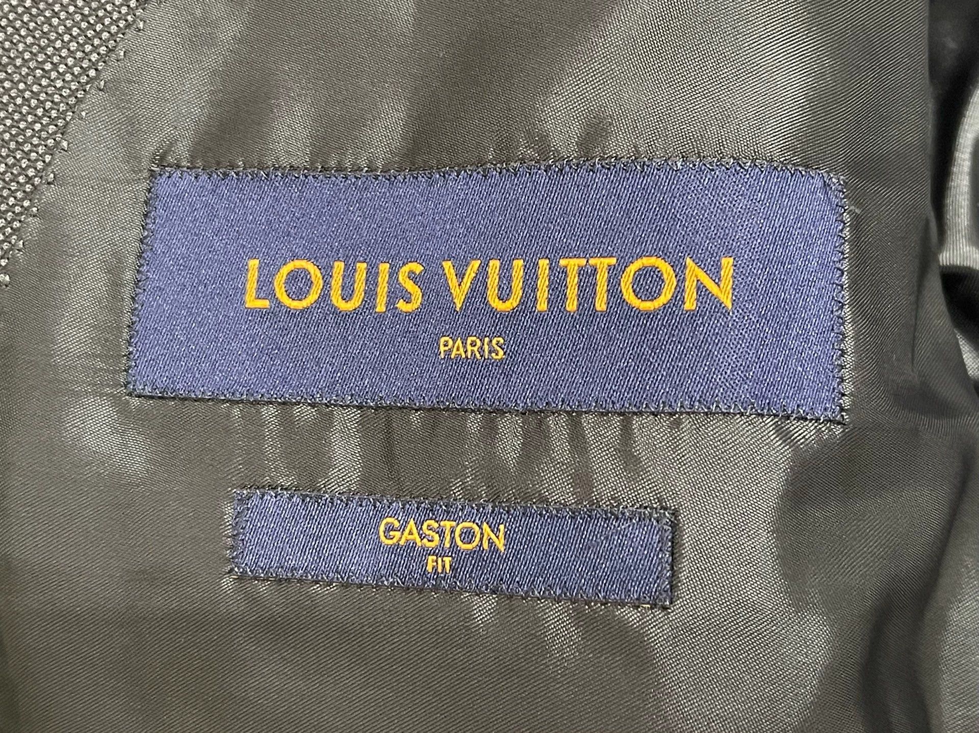 Louis Vuitton Louis Vuitton Charcoal 100% Wool Blazer Men's 52, NWT Size 52R - 4 Thumbnail