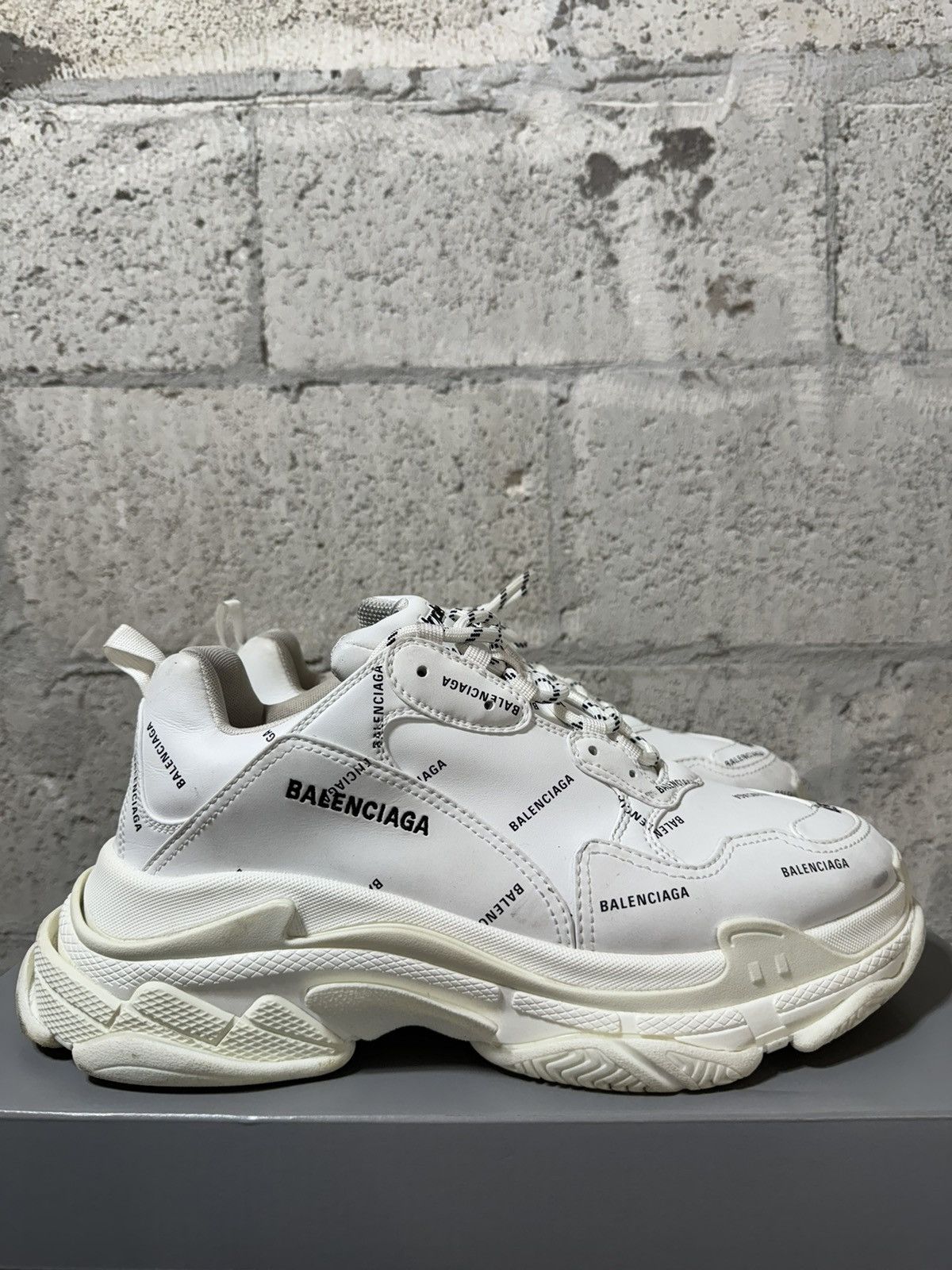 Grailed balenciaga triple s shop