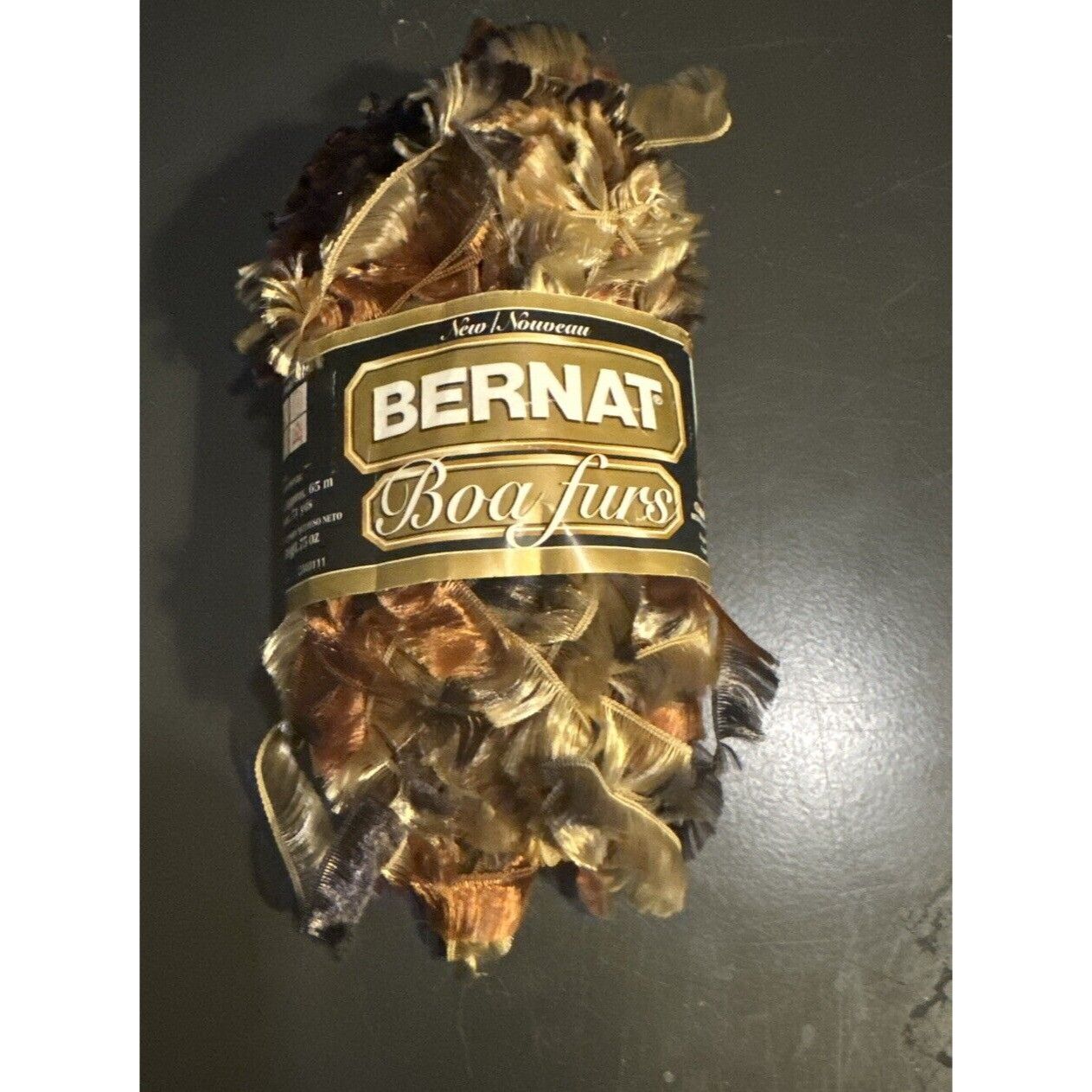 Other Bernat Boa Fur Yarn Racoon SKEIN 1.75 Oz Browns Black Eyelas Size ONE SIZE - 1 Thumbnail