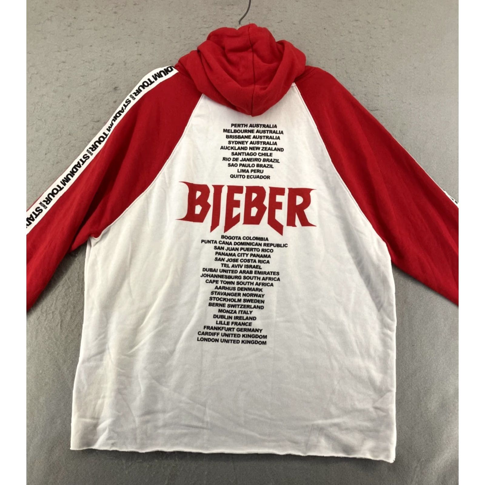 Vintage VINTAGE Justin Bieber Purpose Tour Hoodie Womens Small Red Graphic Print Music Y2K Size S / US 4 / IT 40 - 7 Thumbnail