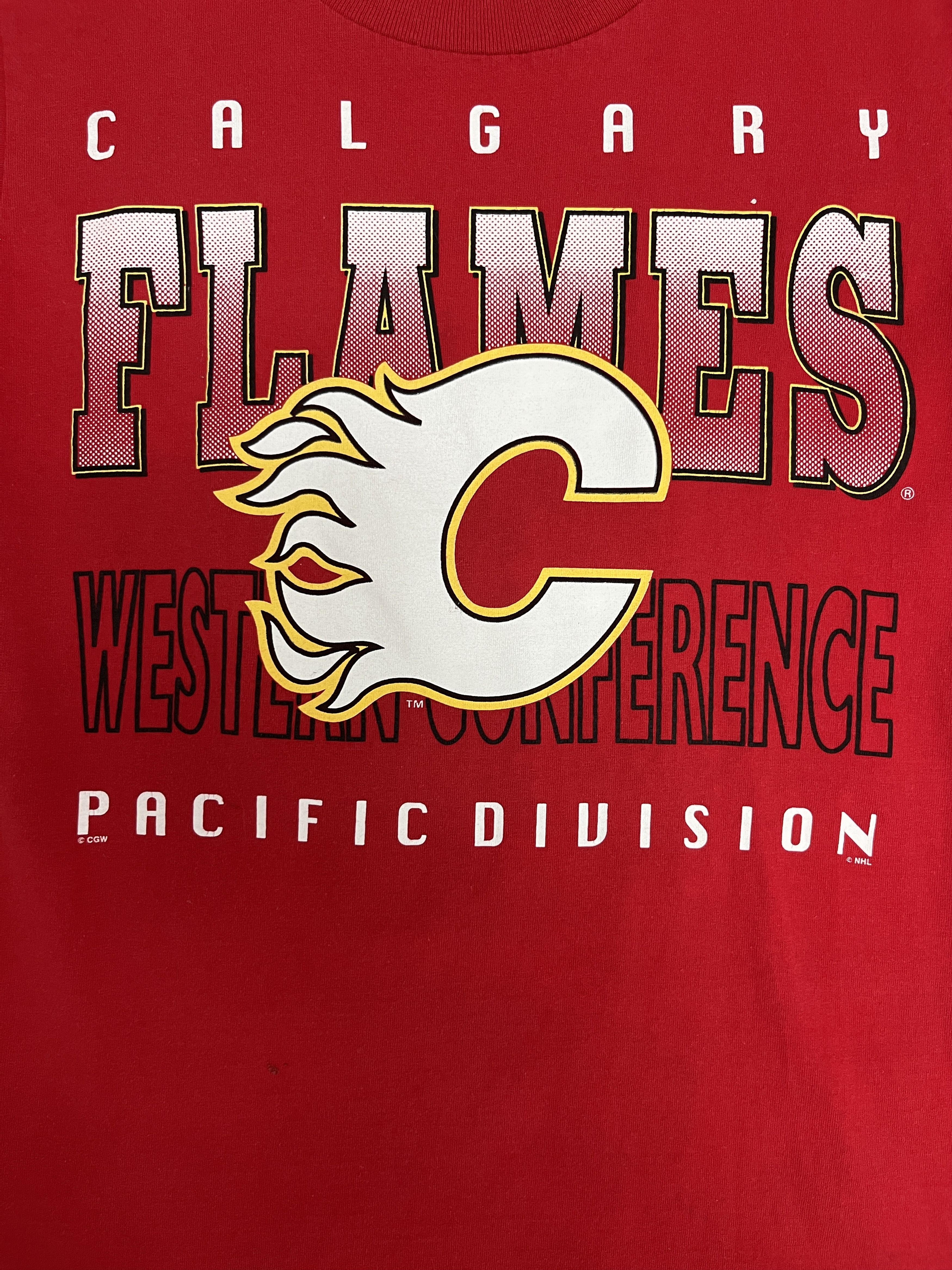Vintage Calgary Flames Vintage Red T-Shirt Tee Size US S / EU 44-46 / 1 - 2 Thumbnail