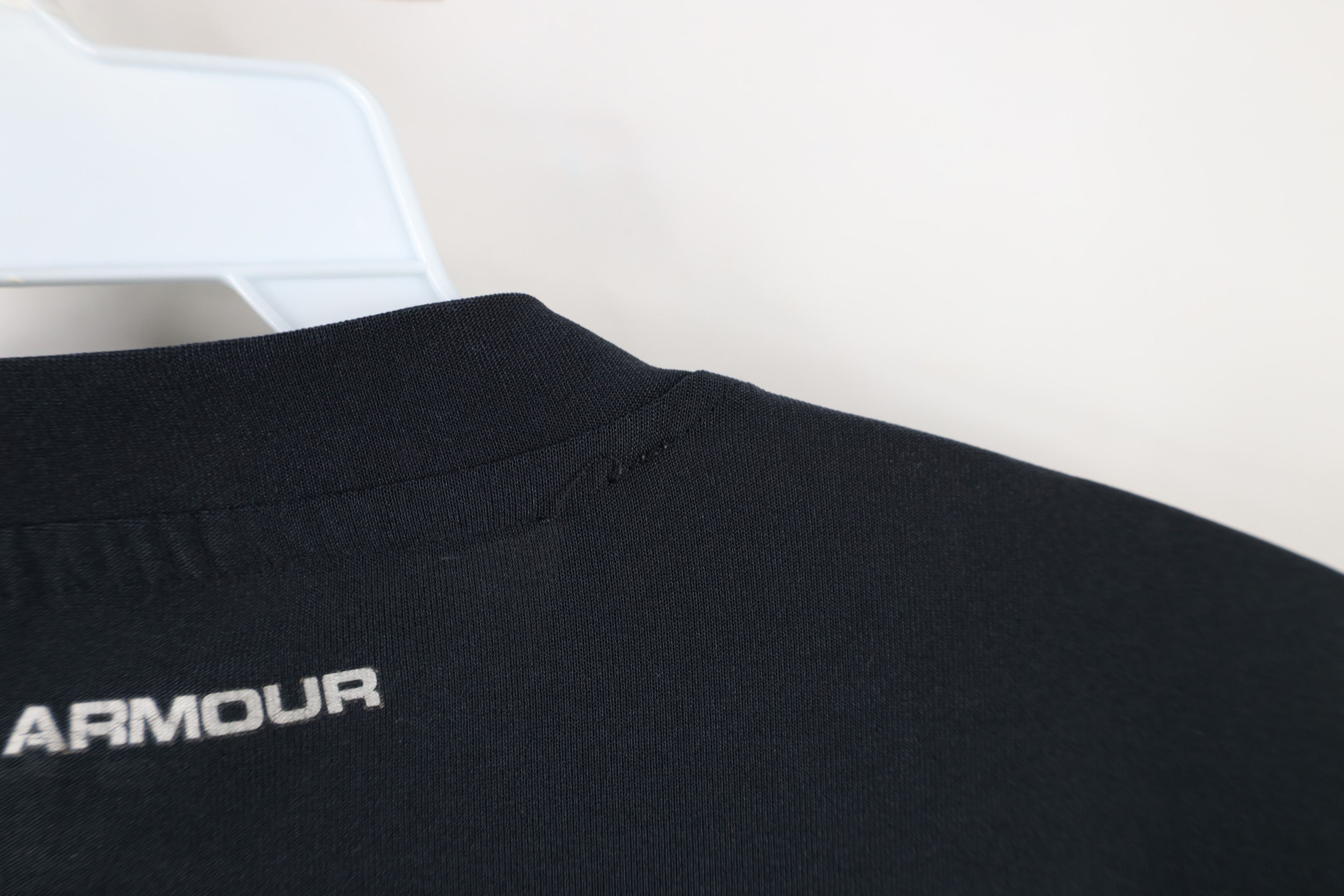 Under Armour × Vintage Under Armour Distressed Short Sleeve Running Gym T-Shirt Size US M / EU 48-50 / 2 - 10 Thumbnail